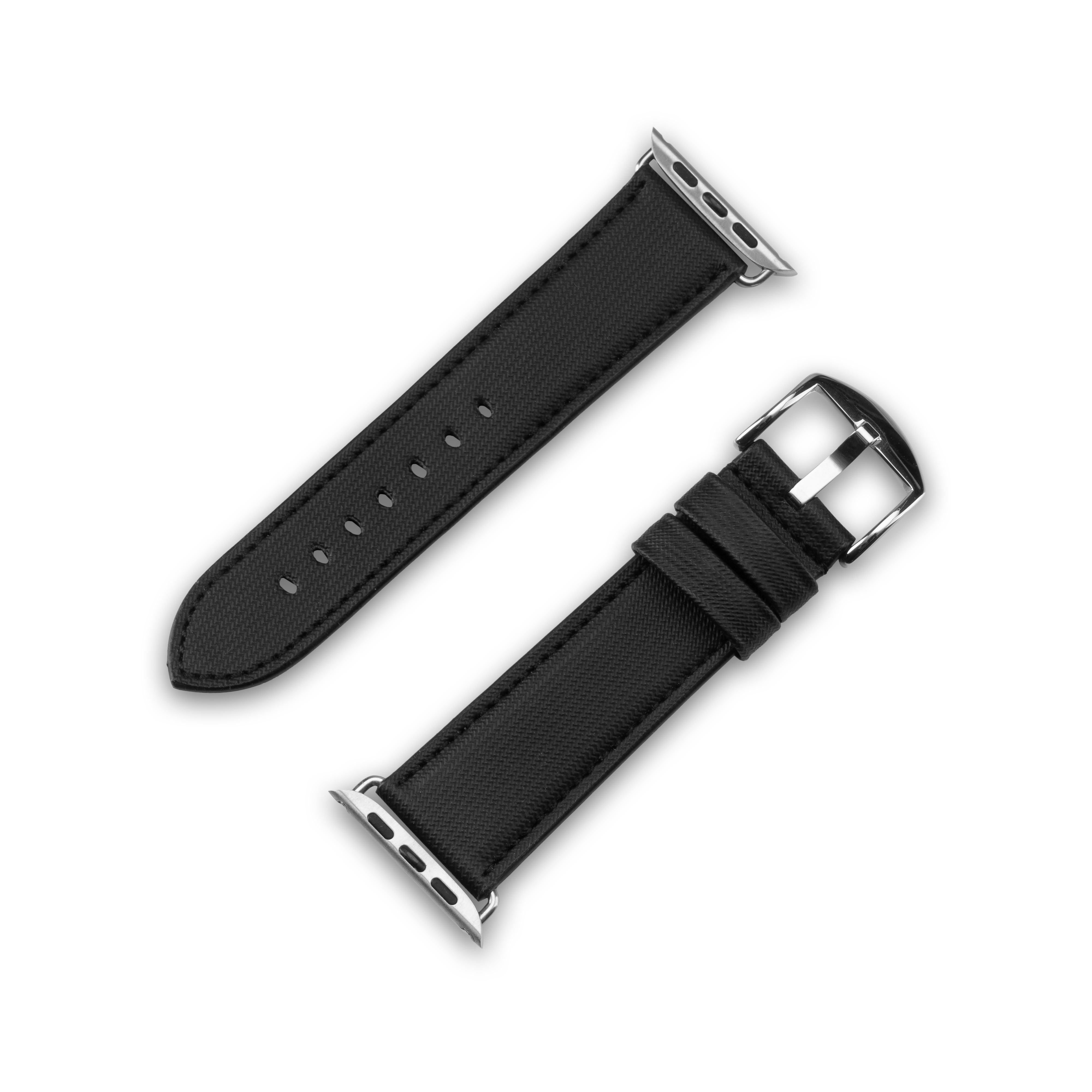 Schwarzes Uhrenarmband mit silbernen Aufsätzen auf weißem Hintergrund.