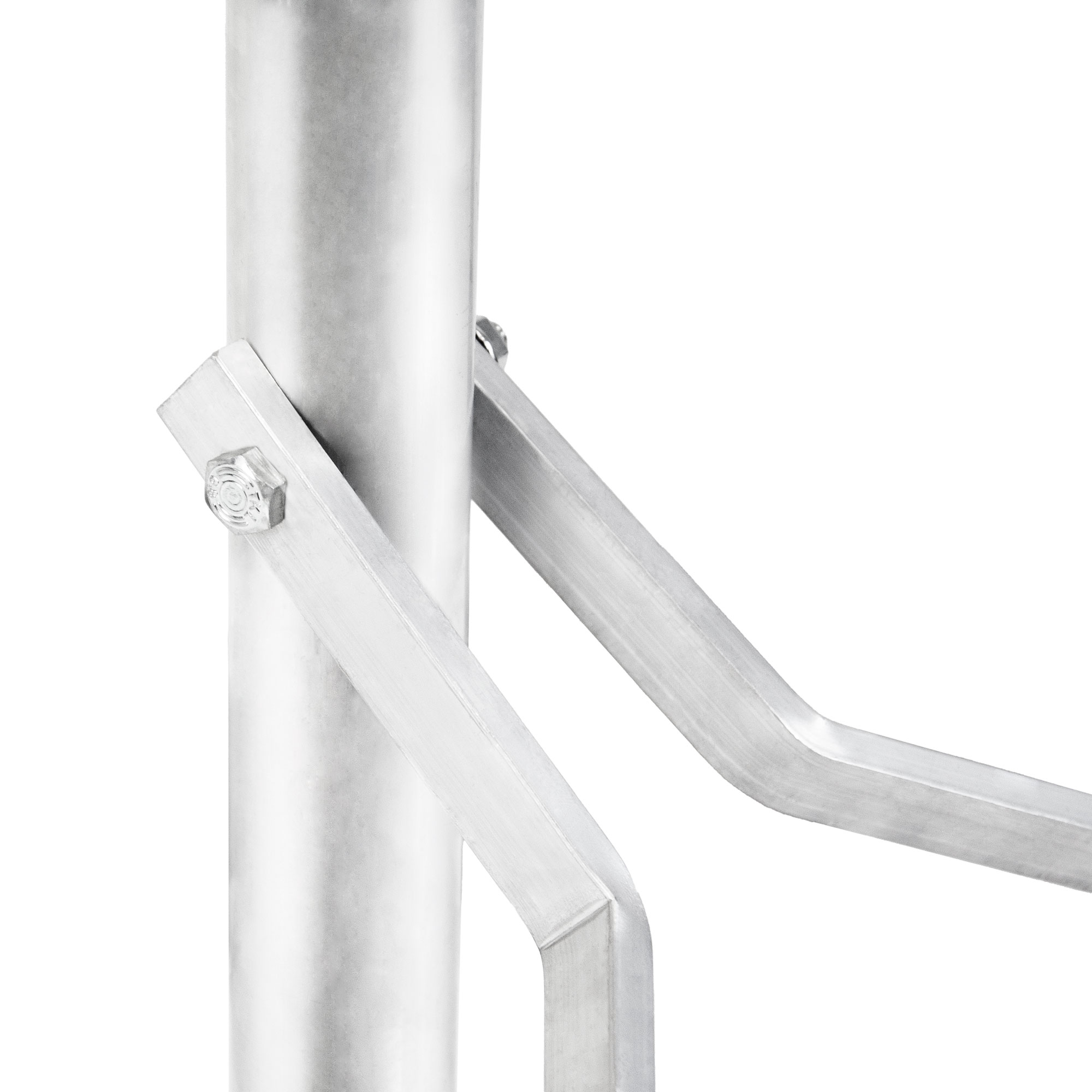 Eine Metallstange mit zwei stützenden Metallstangen, die mit Bolzen befestigt sind, auf weißem Hintergrund.