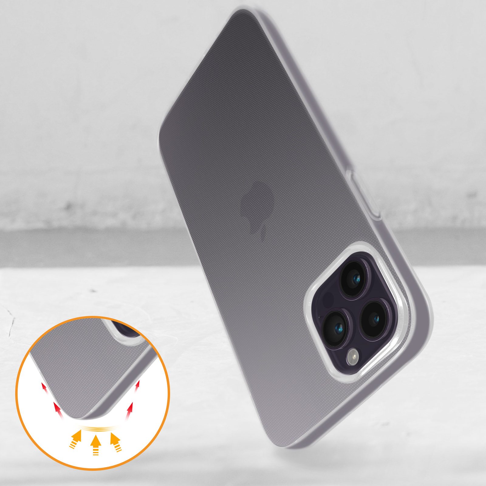 Coque de téléphone montrant la caméra. La coque est translucide et montre le téléphone.