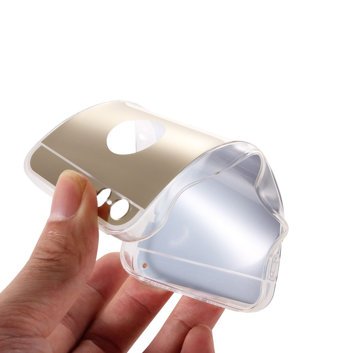 Transparente Handyhülle, von einer Hand gehalten. Zeigt ein Telefon im Inneren.