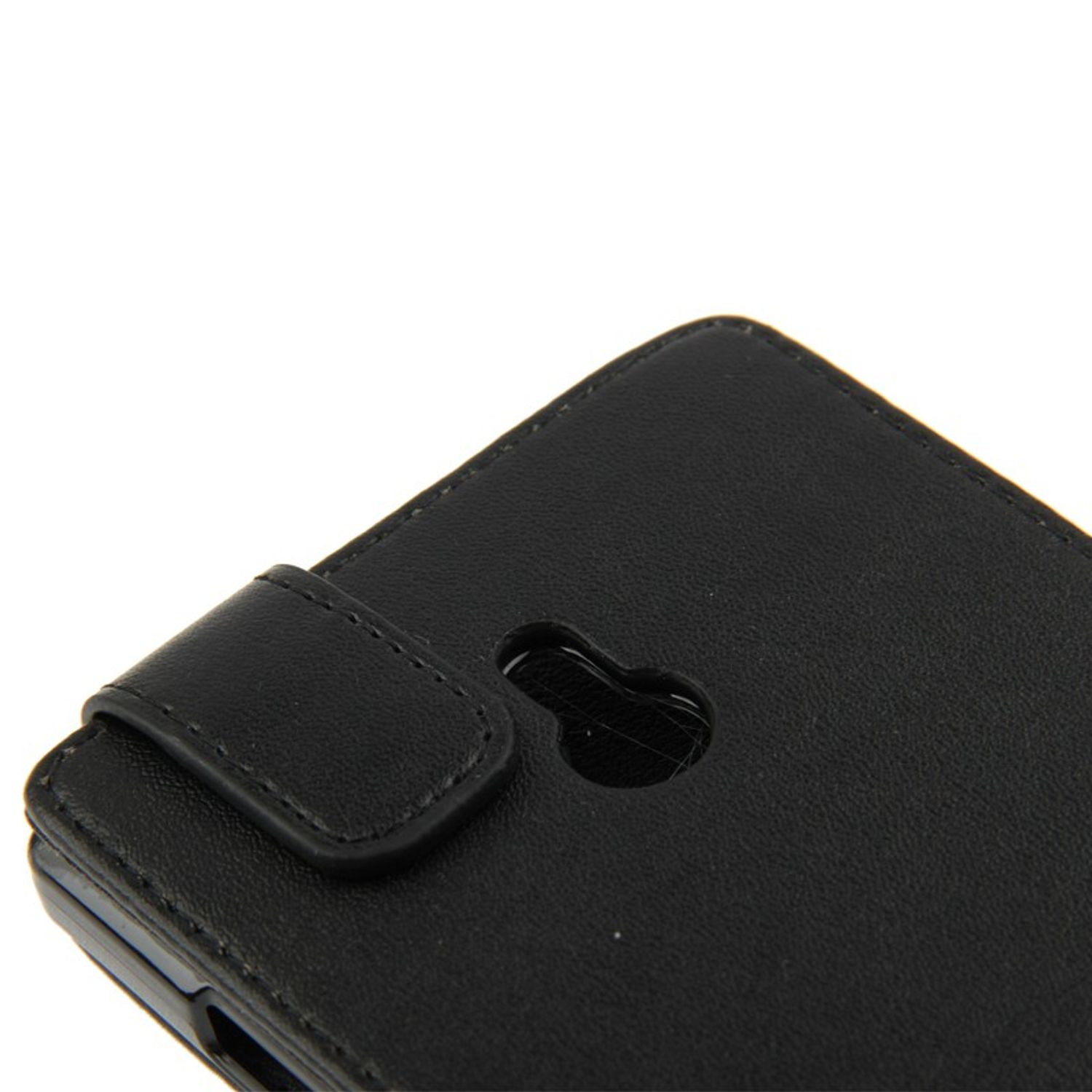 Schwarze Leder-Handyhülle mit Kameraöffnung und Verschluss.