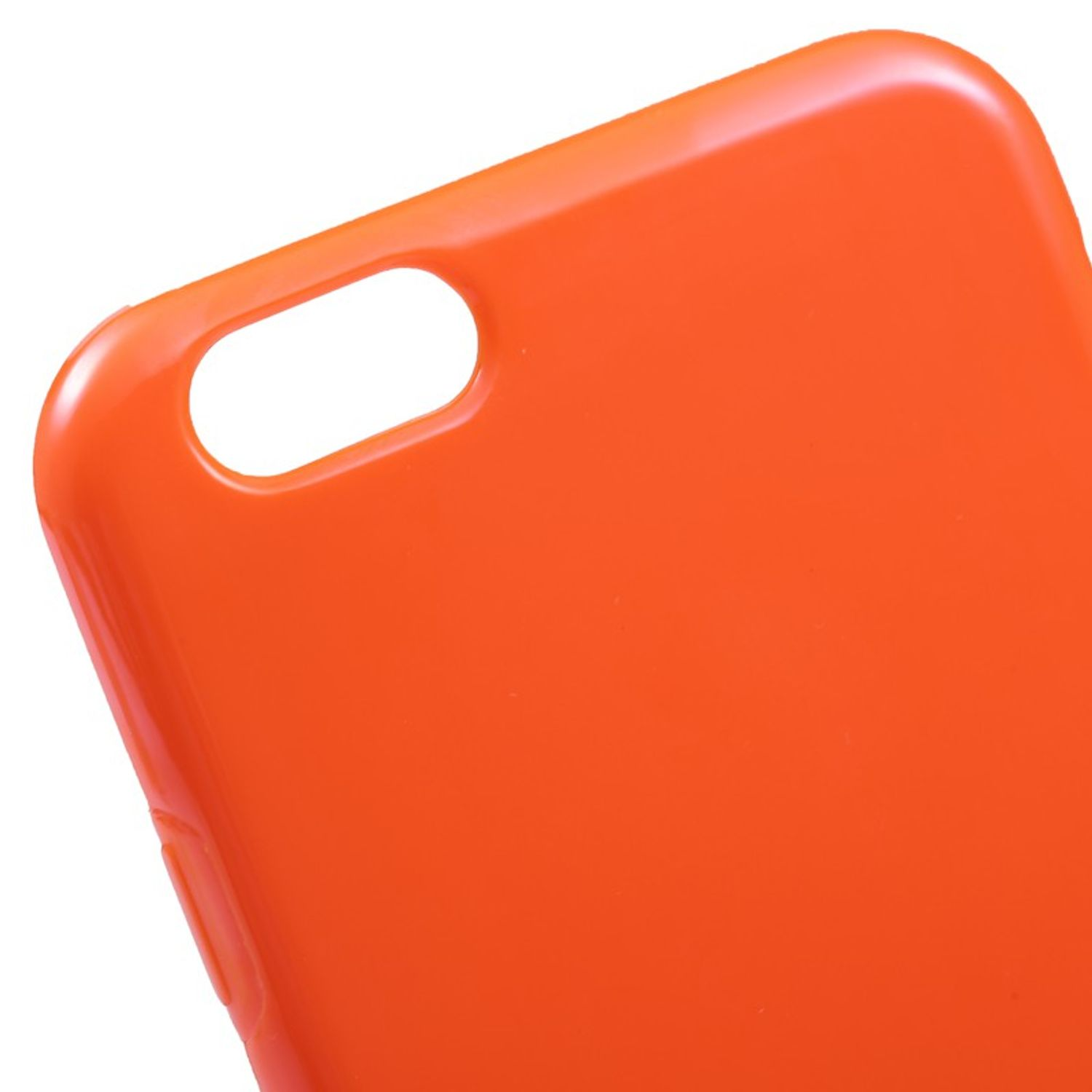 Orangefarbene Handyhülle. Nahaufnahme. Weißer Hintergrund.