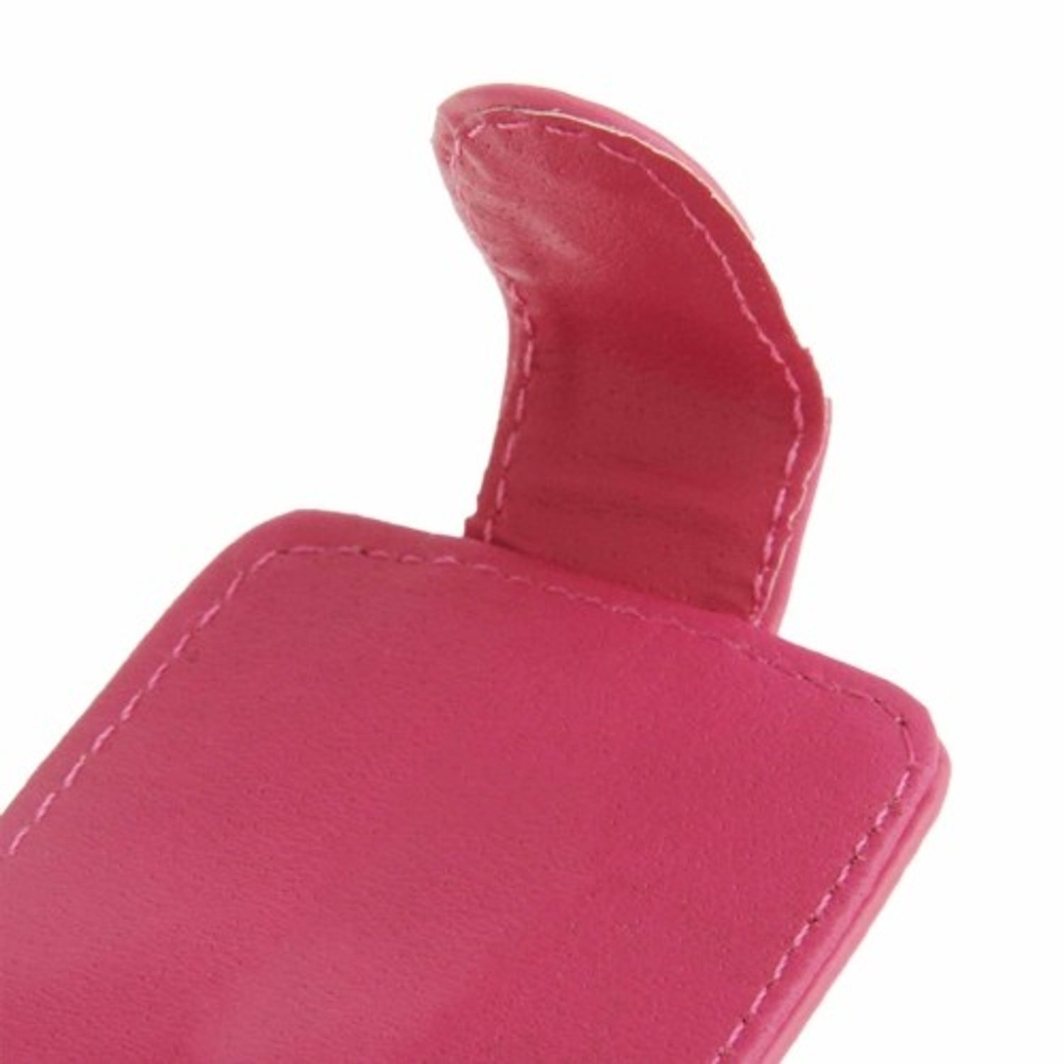 Nahaufnahme einer rosa Leder-Handyhülle mit gebogenem Klappverschluss.