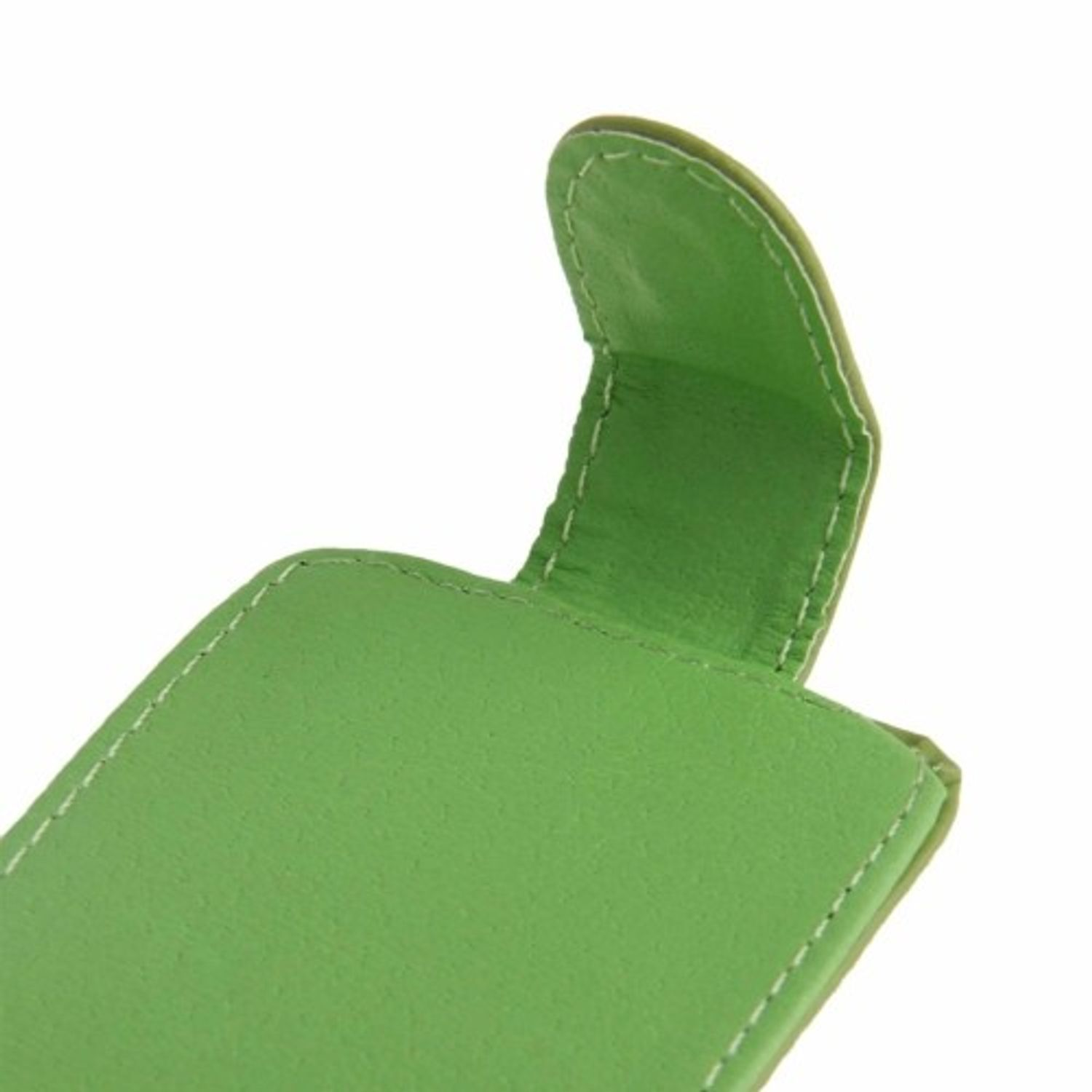 Grüne Handyhüllenklappe, geöffnet, mit weißen Nähten und einer Schlaufe.