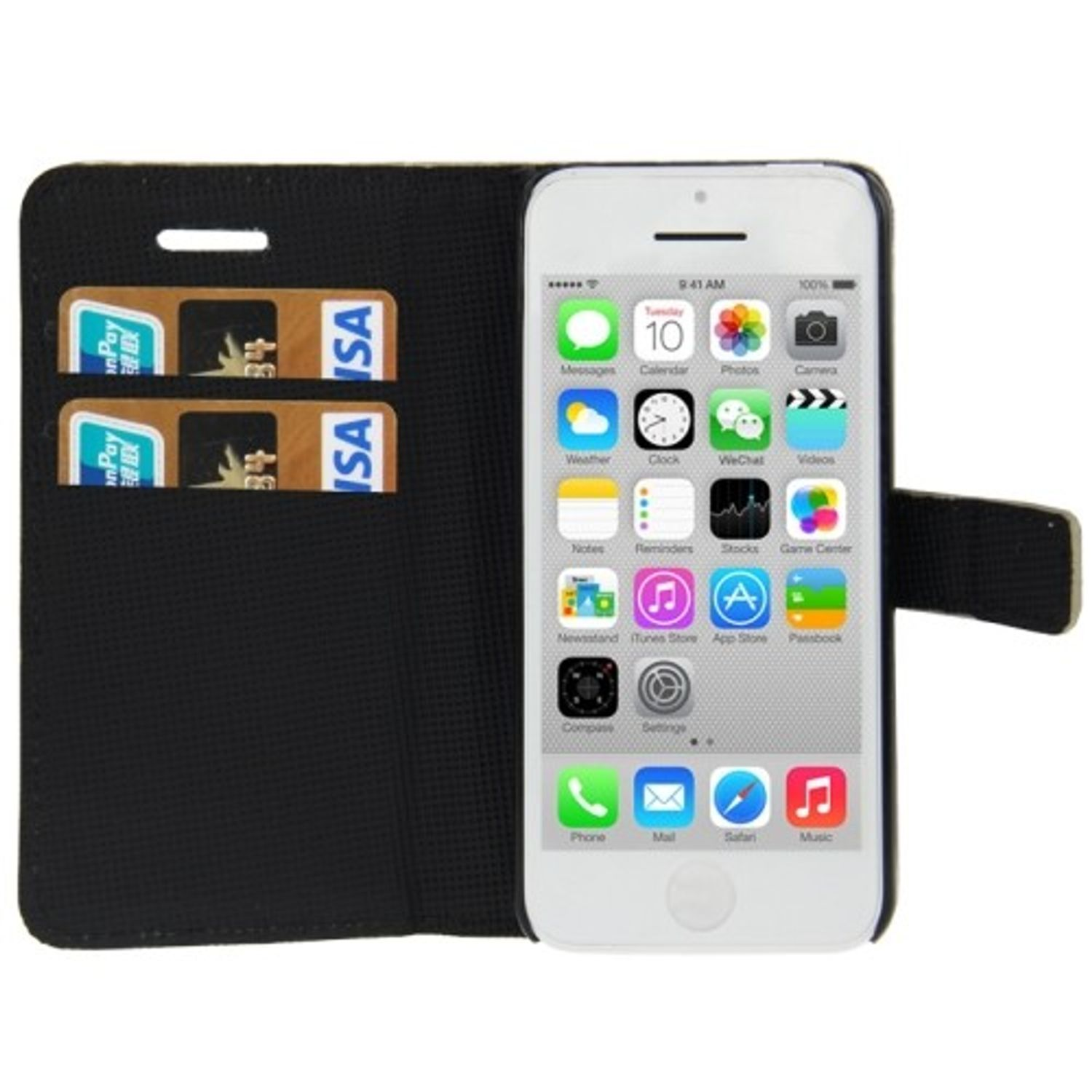 Telefon in einer Brieftasche mit Karten. Weißer Hintergrund.
