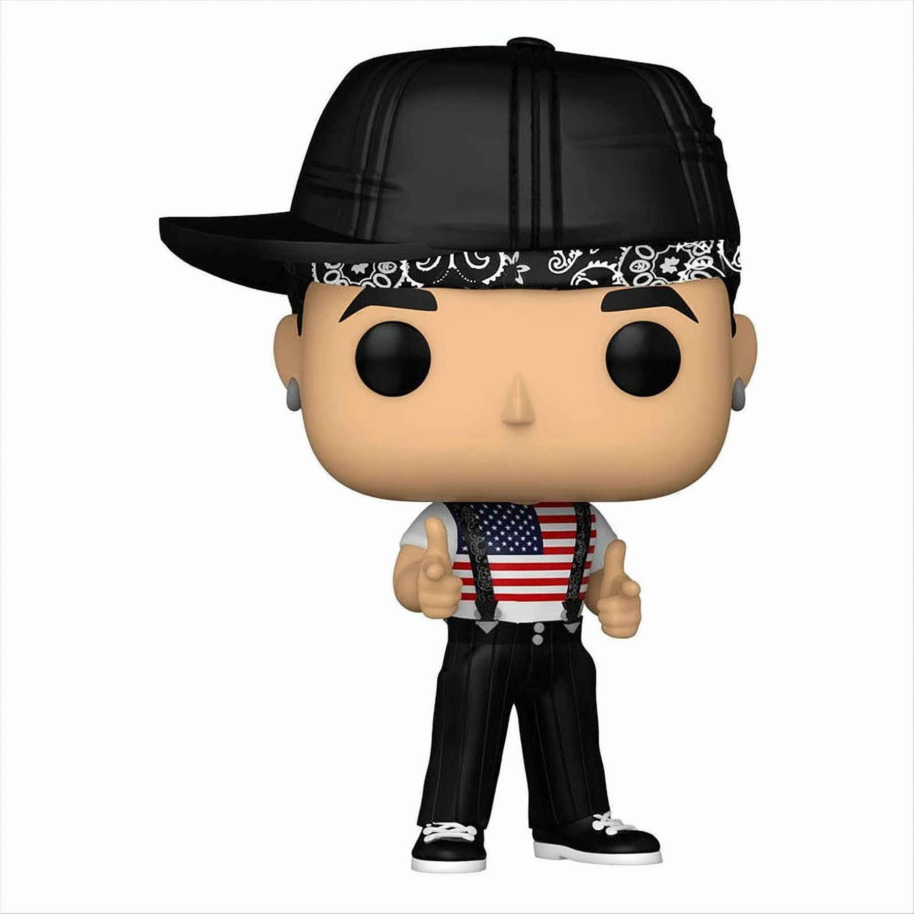 Funko Pop Figur eines Mannes in schwarzer Mütze, Bandana und schwarz-weißem Outfit. Er gibt Daumen hoch.