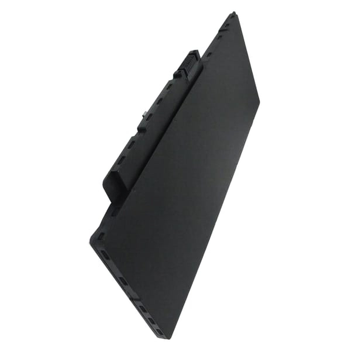 Schwarzer Laptop-Akku, abgewinkelt. Der Akku ist rechteckig mit Kunststoffgehäuse.