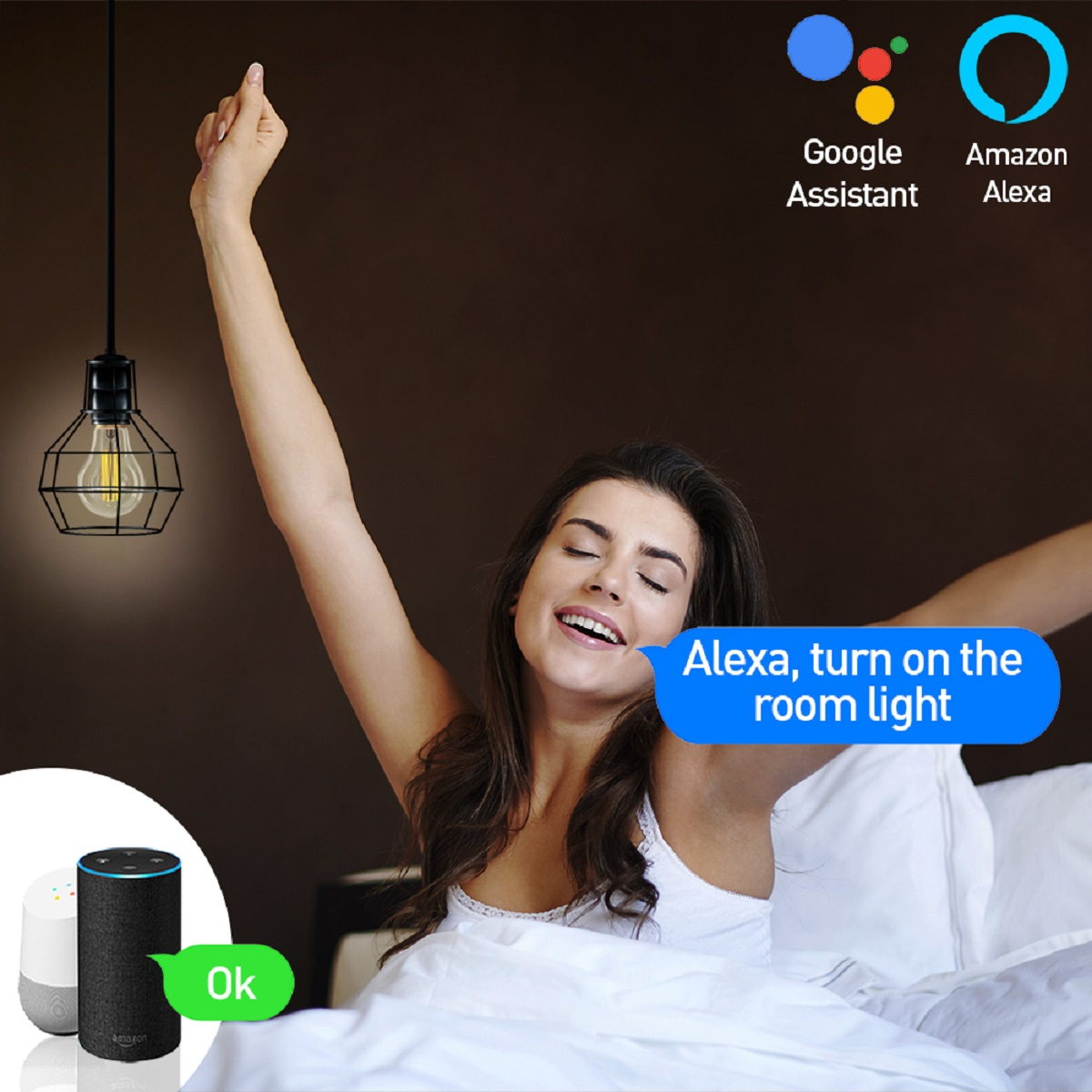 Kobieta w łóżku, konfiguracja inteligentnego domu. Asystent głosowy steruje światłami. Ciemne tło.