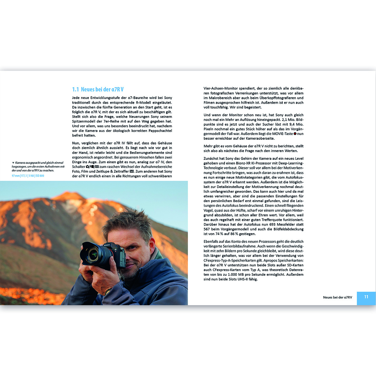 Ein Mann hält eine Kamera und schaut den Betrachter an. Text auf der Magazinseite.