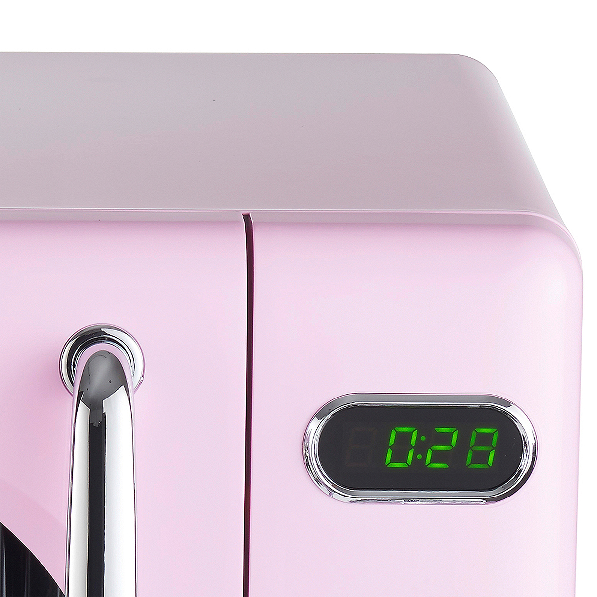 Nahaufnahme eines rosa Mikrowellenherds mit digitaler Zeitanzeige.
