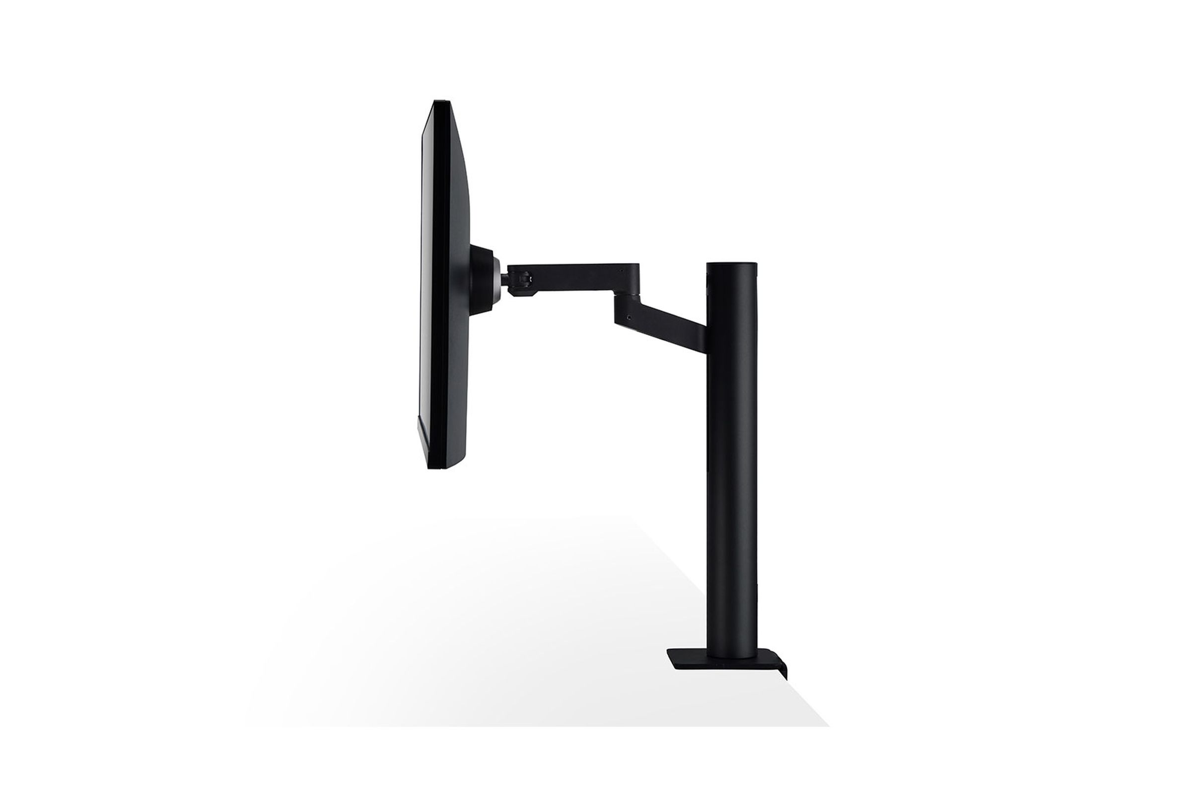 Monitorständer, schwarz. Monitor im Profil, an einem schwarzen Arm befestigt. Weißer Hintergrund.