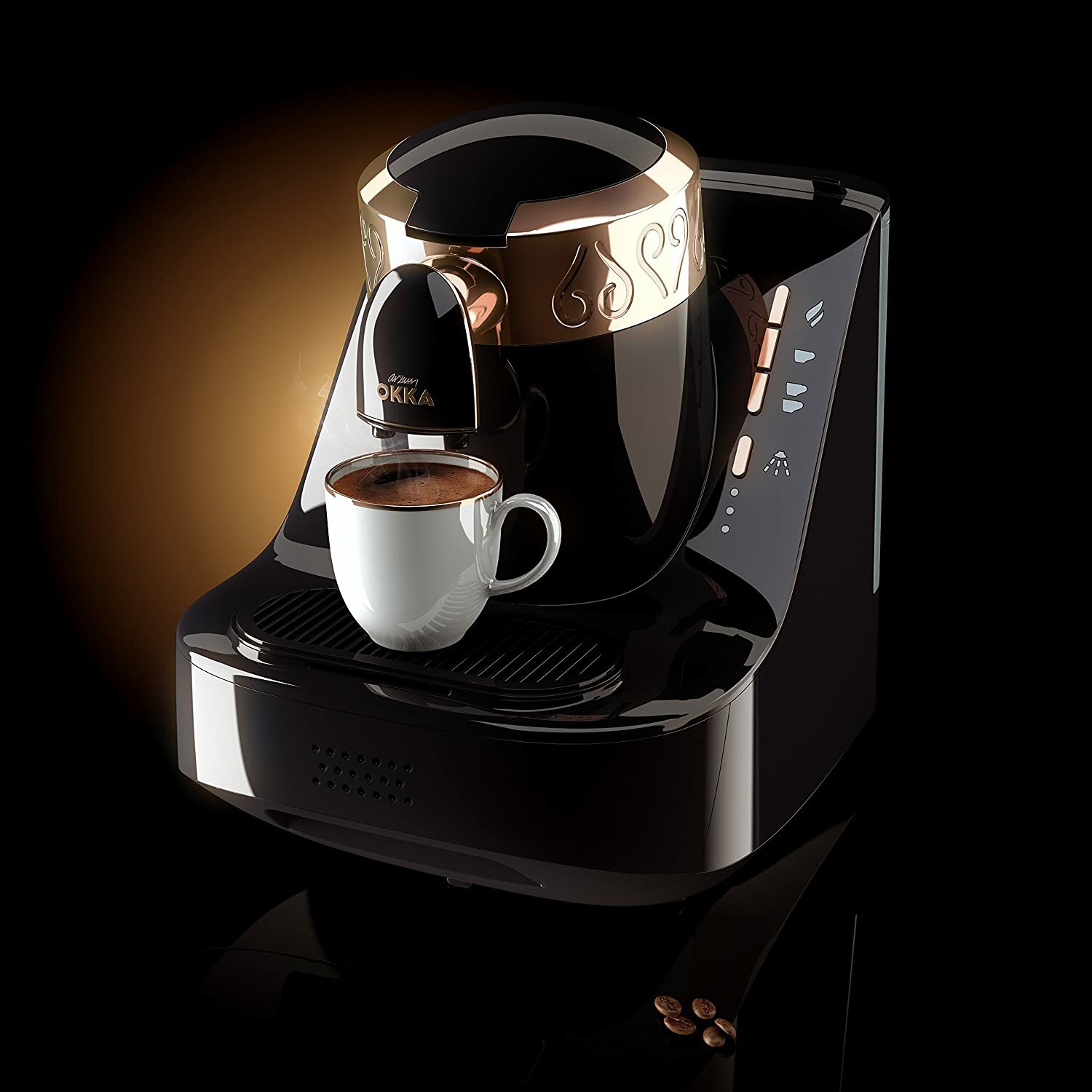 Schwarz-goldene Kaffeemaschine mit weißer Tasse. Schwarzer Hintergrund und Reflexion.