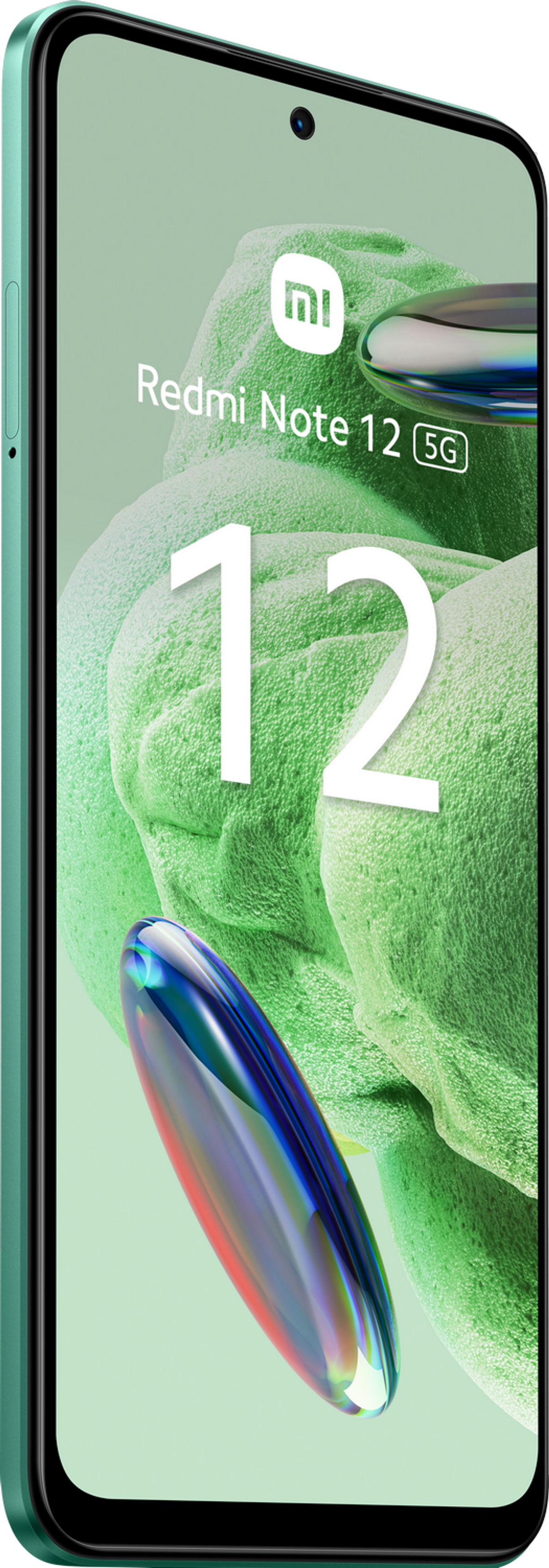 Een groene Redmi Note 12 5G telefoon. De telefoon staat schuin en toont het scherm en de camera.