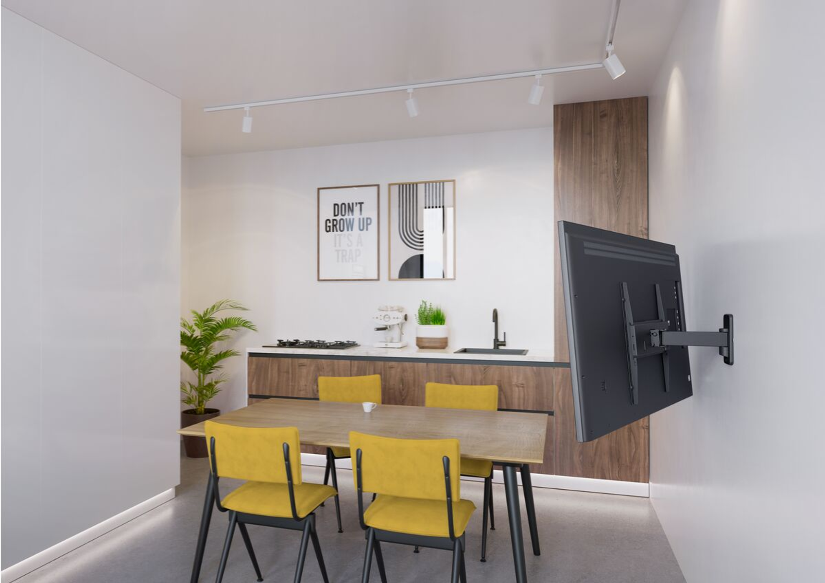 Moderne keuken met wand-tv, tafel met gele stoelen en kunstwerken.