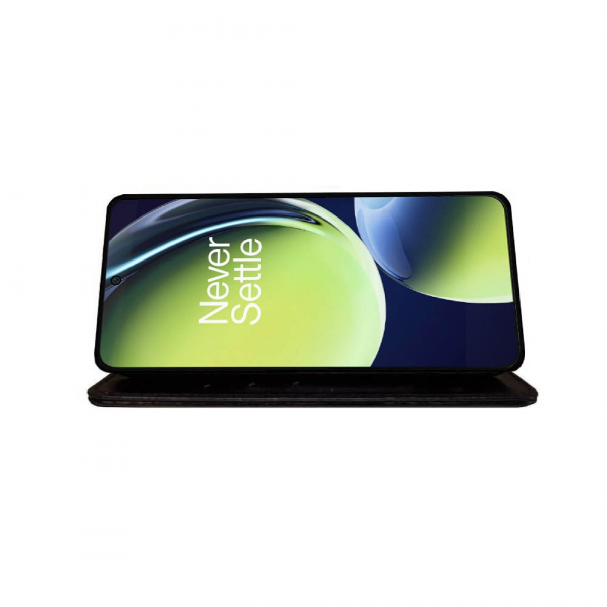 Smartphone mit 'Never Settle'-Text auf dem Bildschirm, auf einem Halter platziert.
