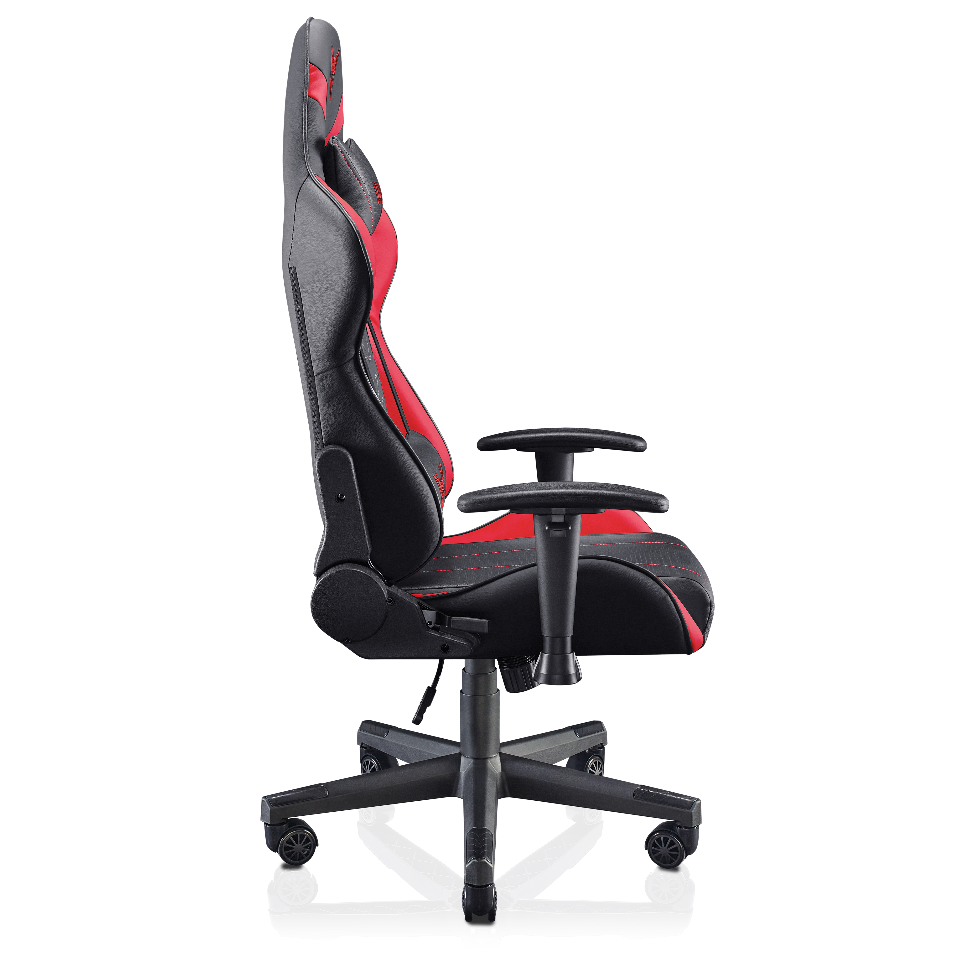 Silla gaming, negra con detalles rojos. Vista lateral, reposabrazos negros, base de cinco ruedas. Fondo blanco.