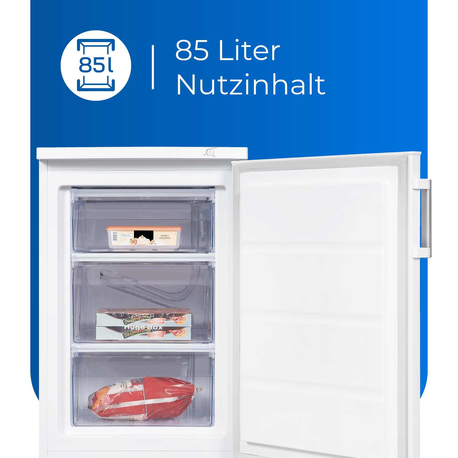 Weißer Gefrierschrank mit drei Schubladen. Die Tür ist offen und zeigt Lebensmittel.
