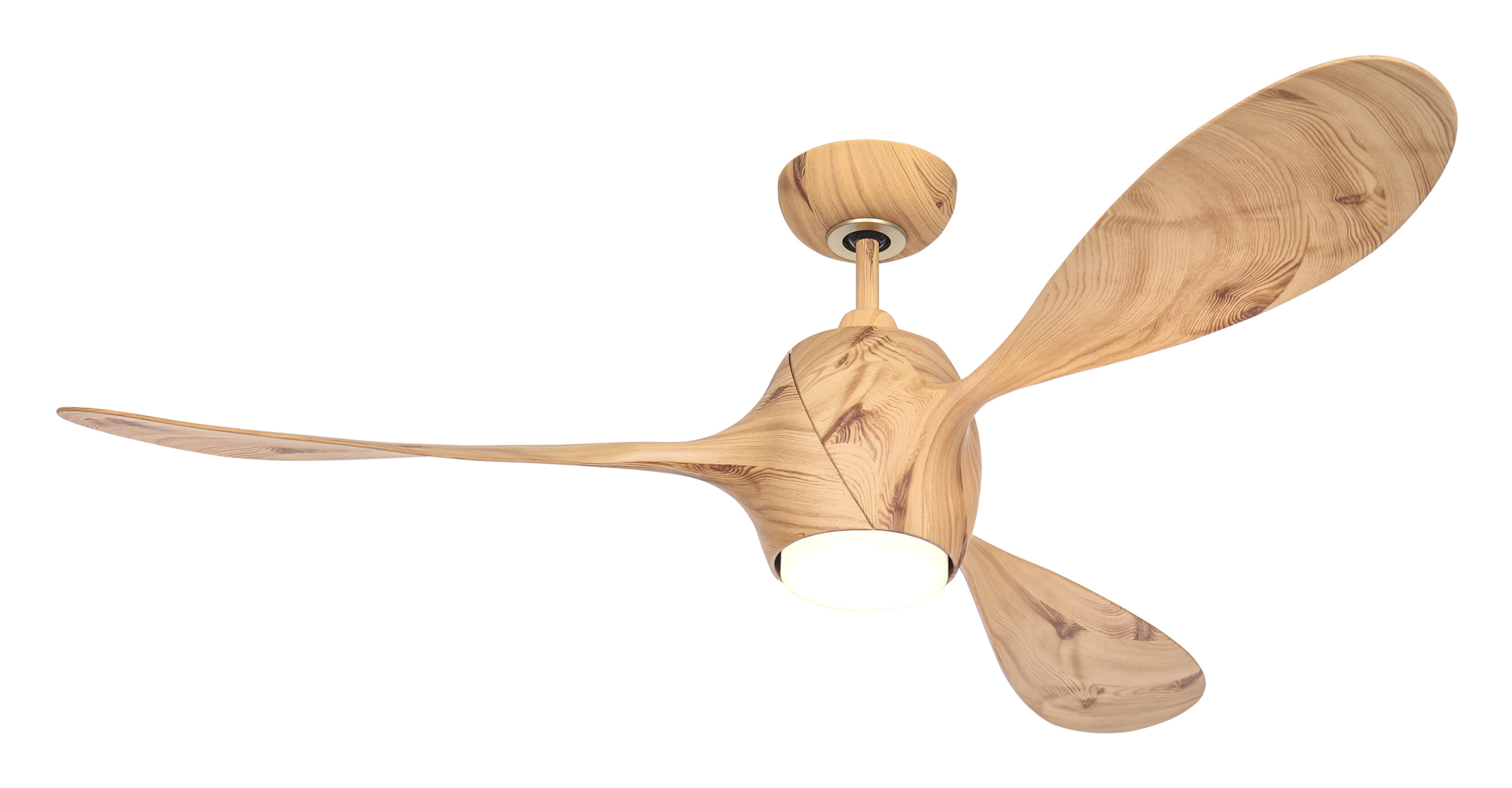Un ventilatore da soffitto in legno con tre pale curve e un'apparecchio di illuminazione centrale.