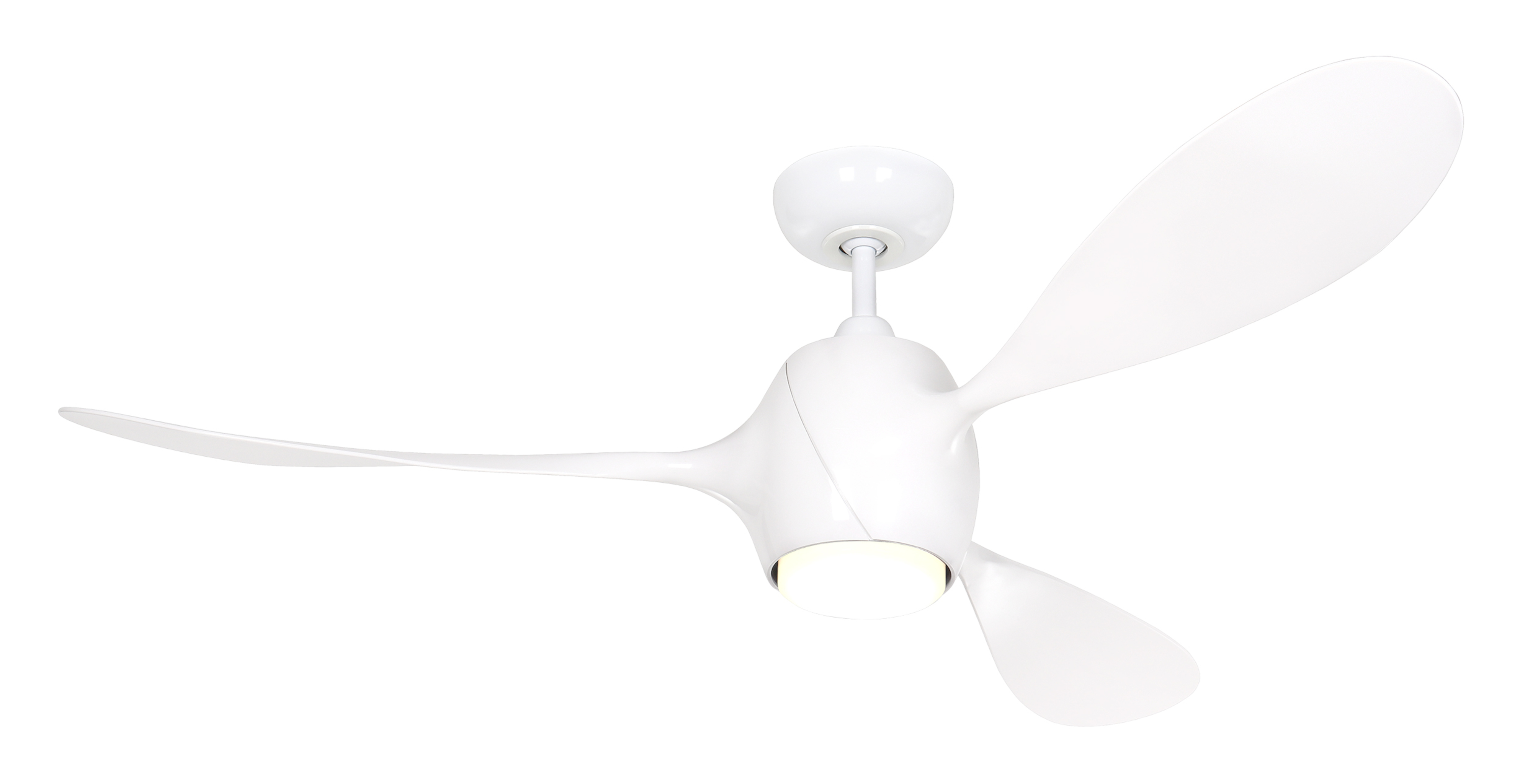 Weißer Deckenventilator mit drei Flügeln, Licht und weißem Hintergrund.