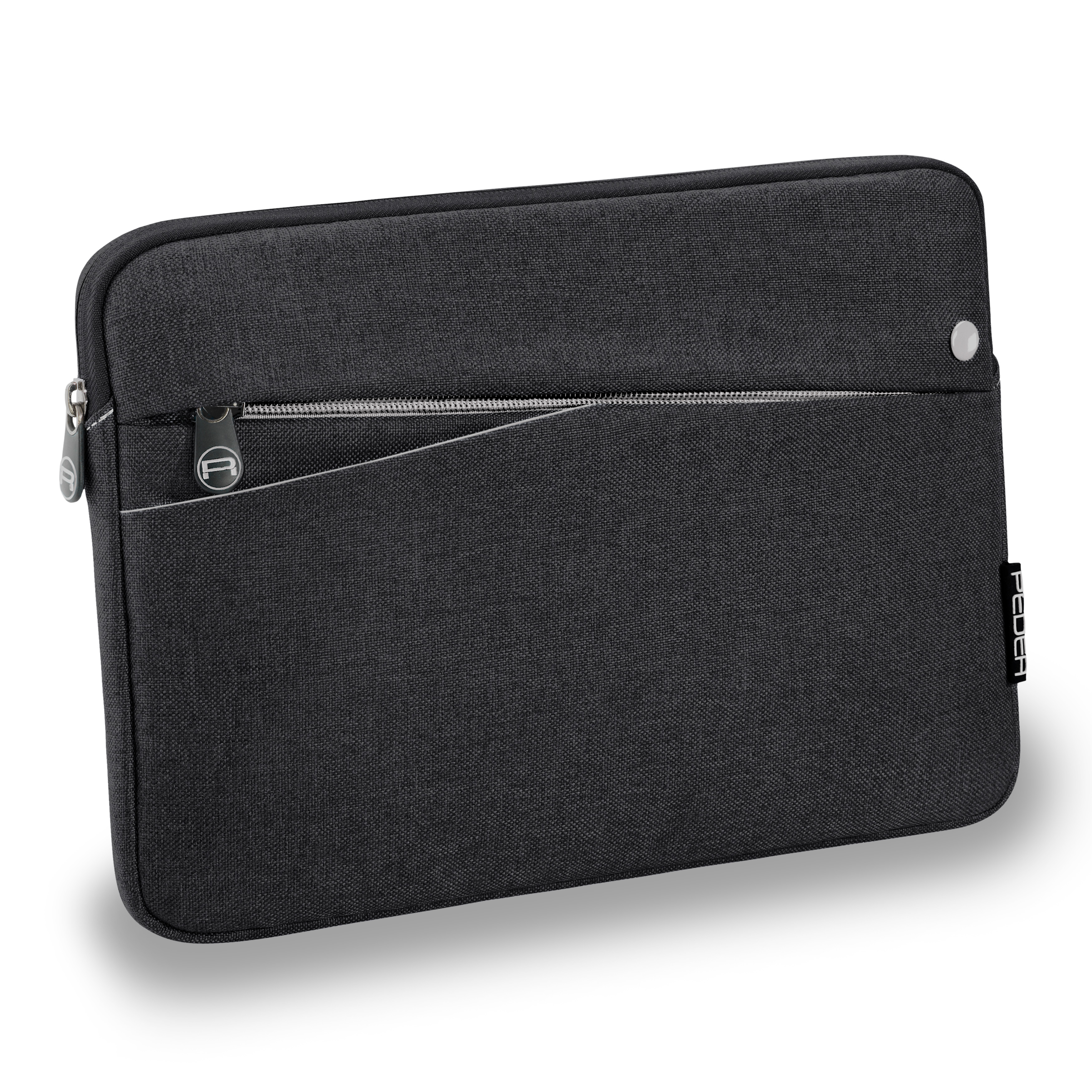 Schwarze Laptop-Hülle mit Reißverschluss und kleiner Fronttasche, und dem 'pepuch'-Logo.