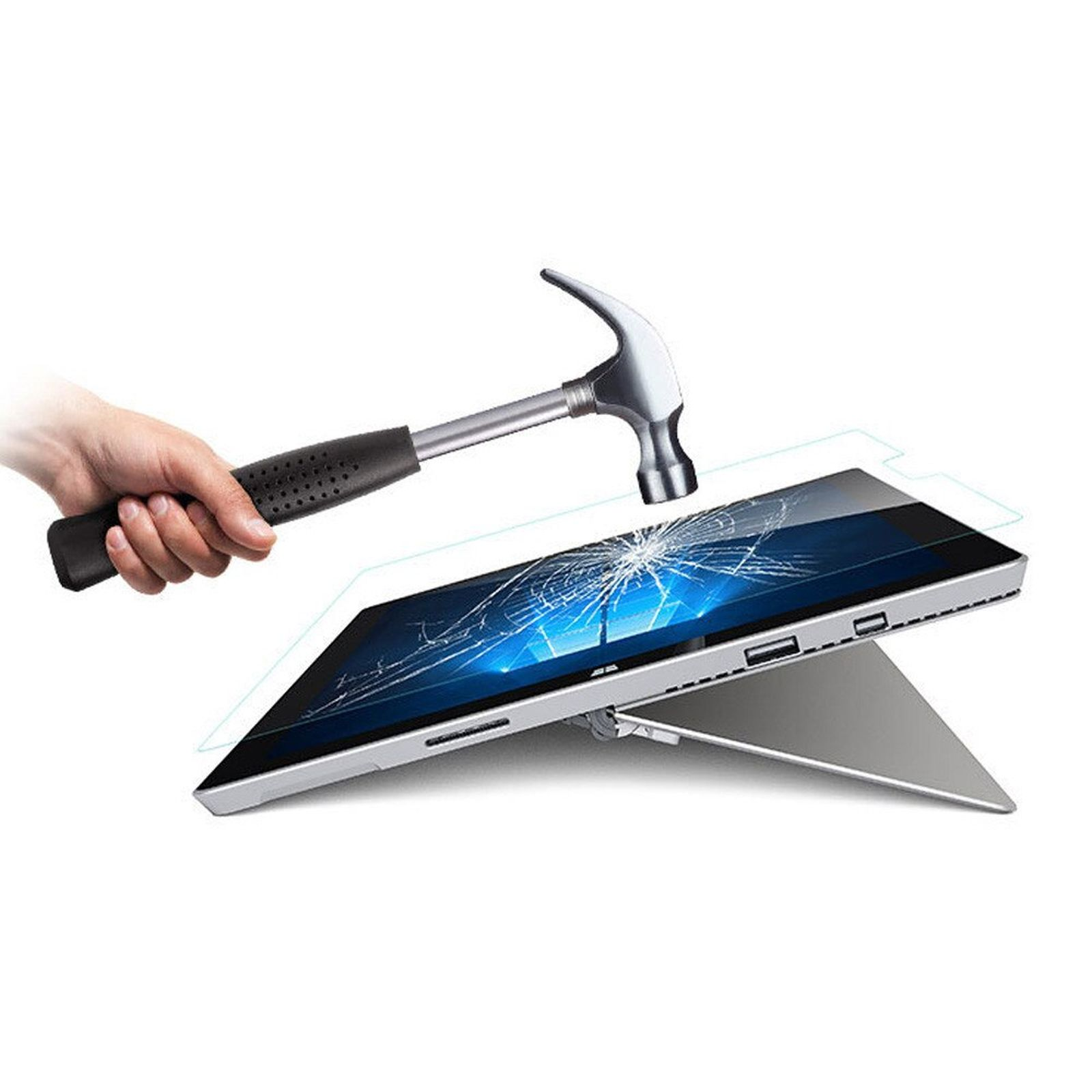 Un martello che colpisce lo schermo di un tablet, causandone la rottura.