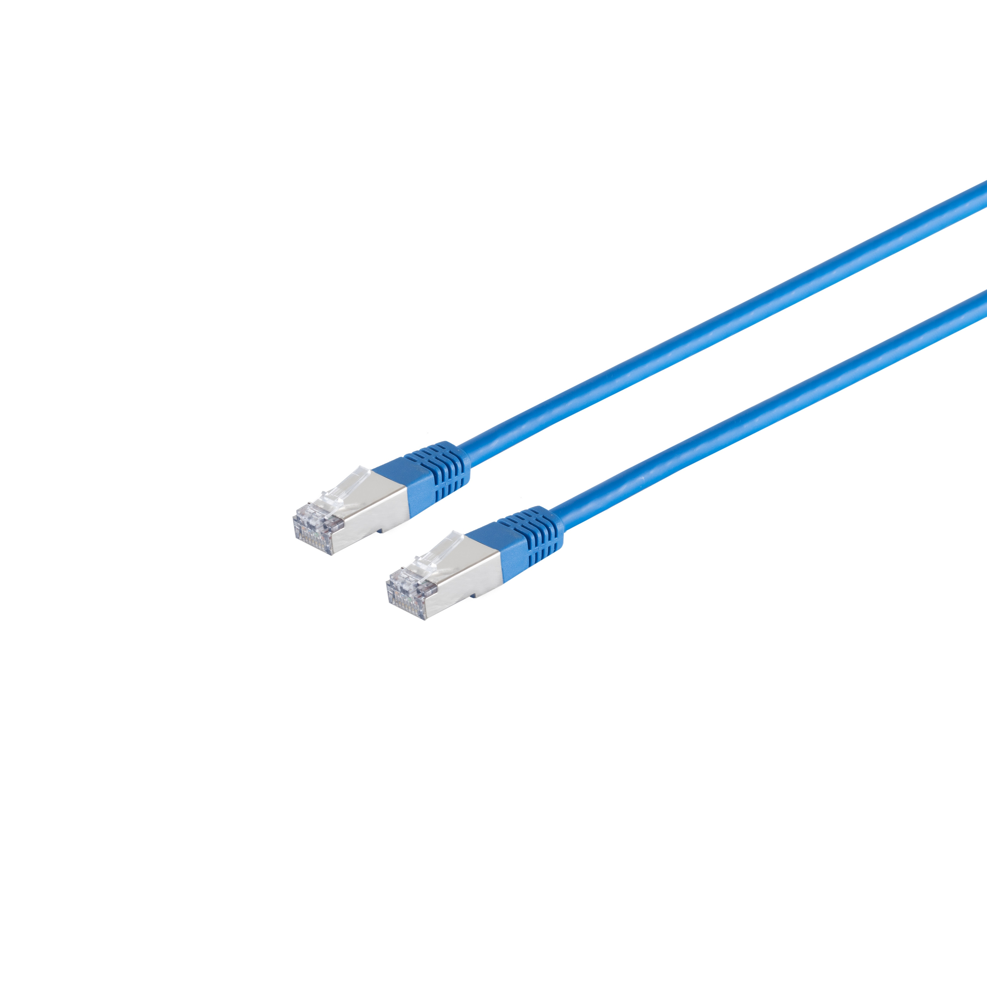 Zwei blaue Netzwerkkabel mit silberfarbenen Steckern auf weißem Hintergrund.