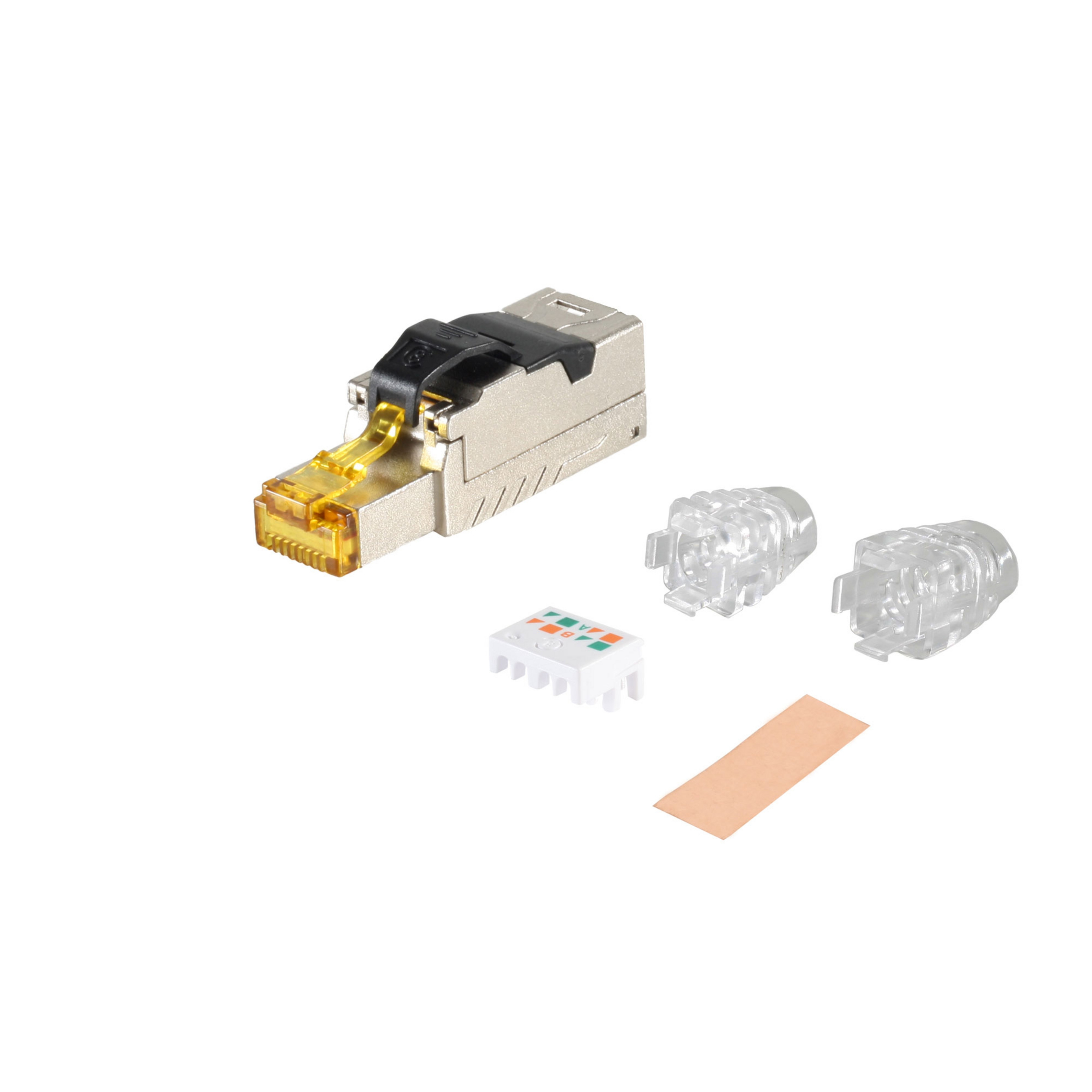 RJ45-Stecker mit Komponenten, auf weißem Hintergrund, Nahaufnahme.