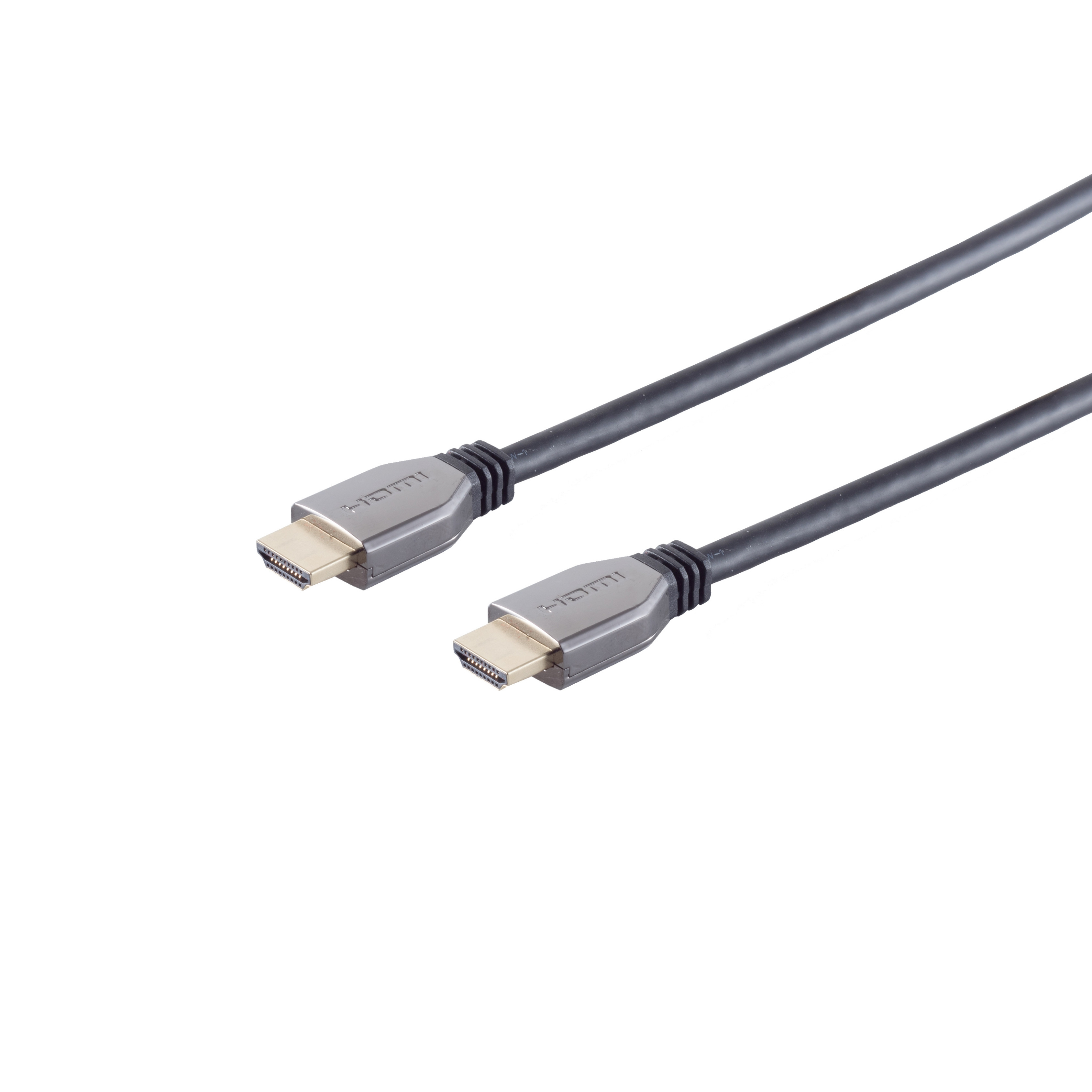 Schwarzes HDMI-Kabel mit silbernen Steckern. Kabel vor weißem Hintergrund. Stecker sind sichtbar.