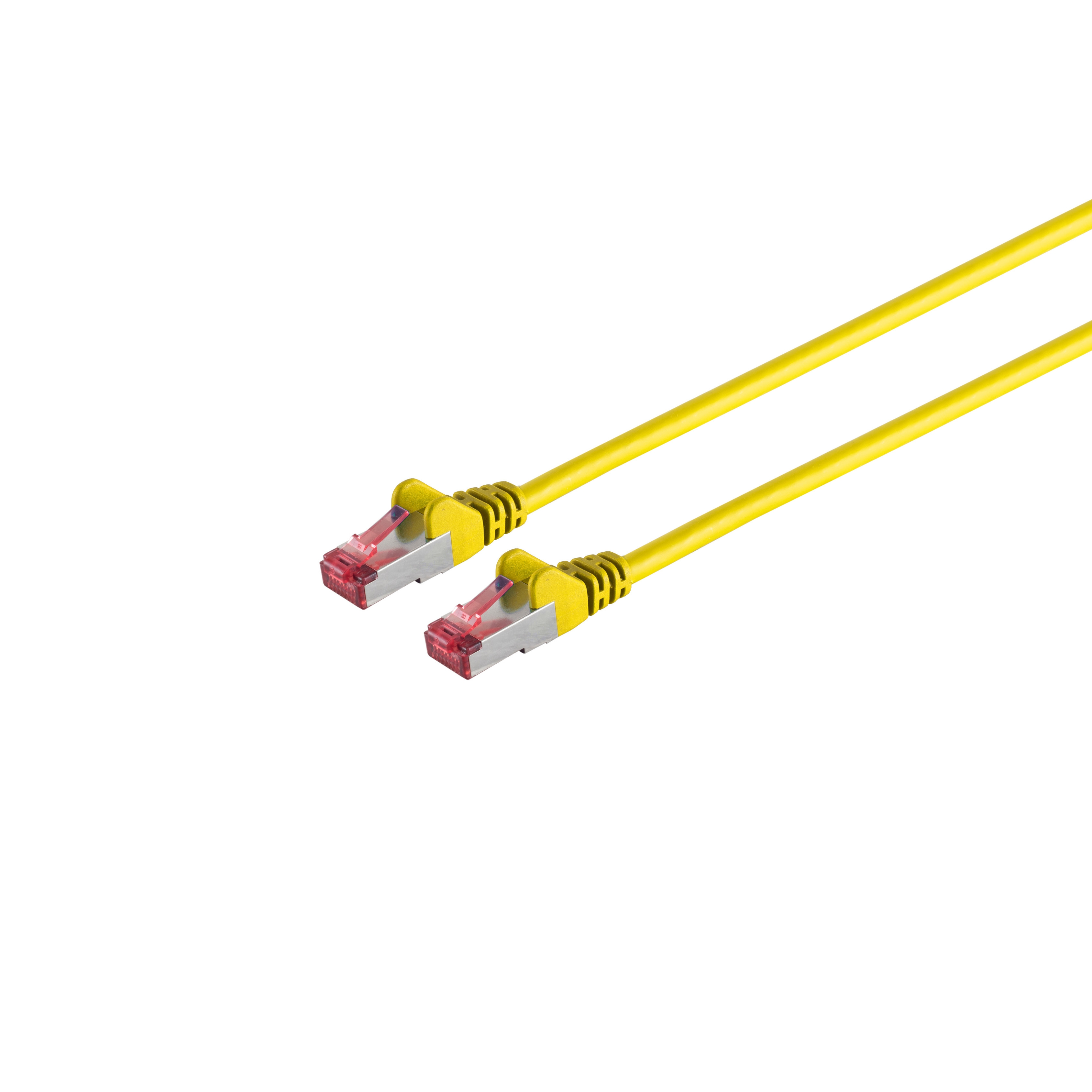 Zwei gelbe Ethernet-Kabel mit Steckern auf weißem Hintergrund, aus hoher Perspektive aufgenommen.