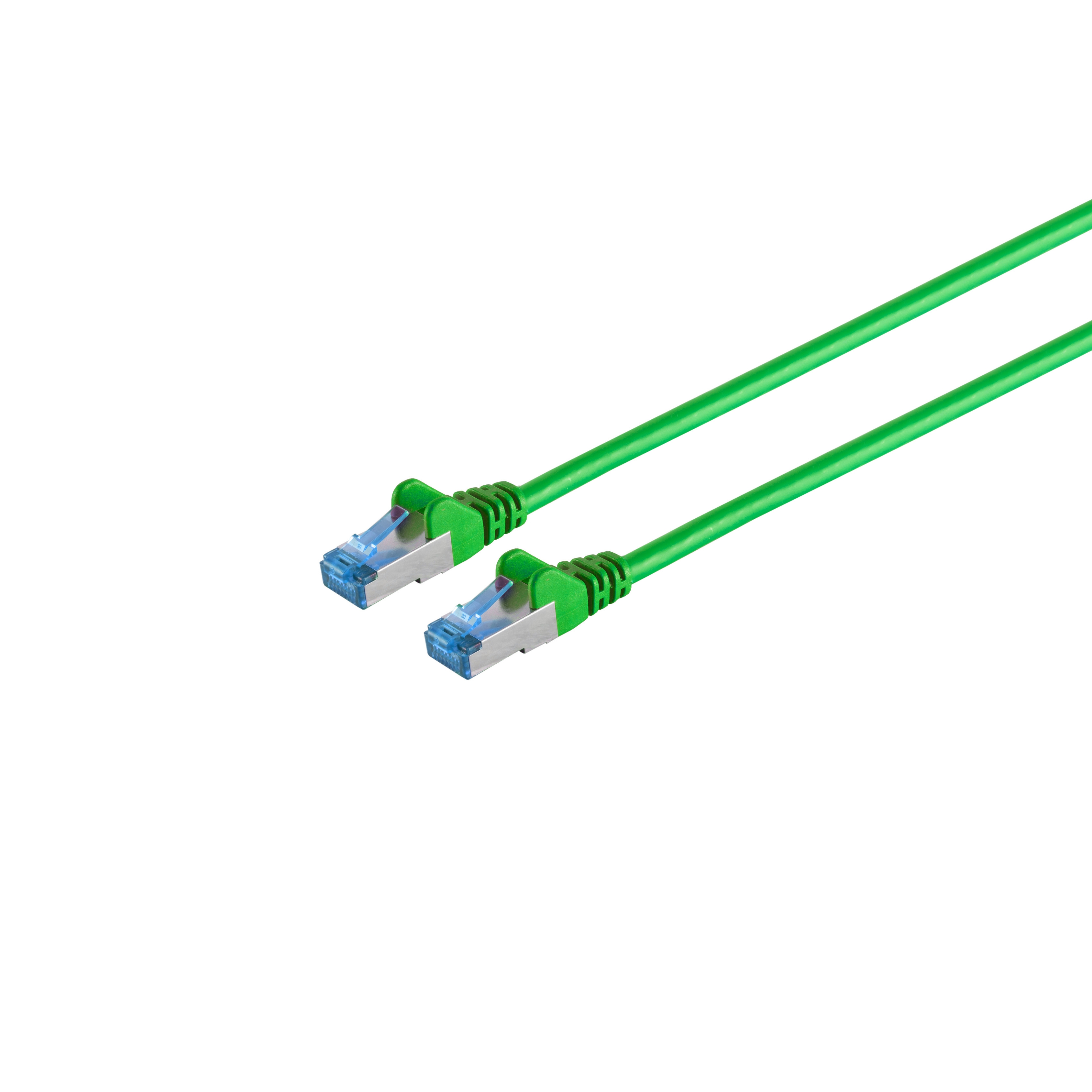 Zwei grüne Ethernet-Kabel mit Steckern auf weißem Hintergrund.