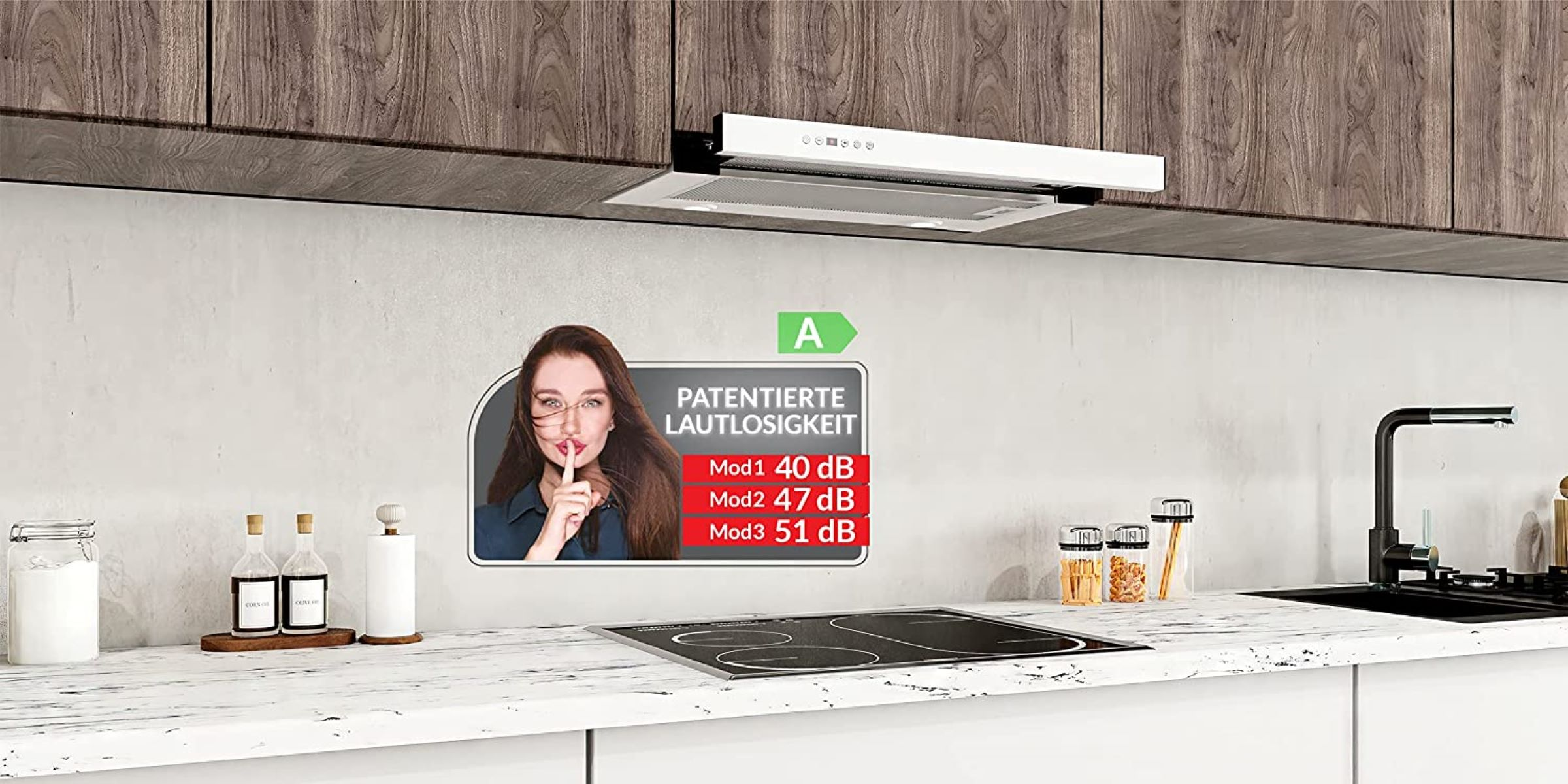 Küchenszene mit weißer Dunstabzugshaube. Text über dem Bild: 'Patentierte Laufruhe'. Eine Person wird gezeigt.