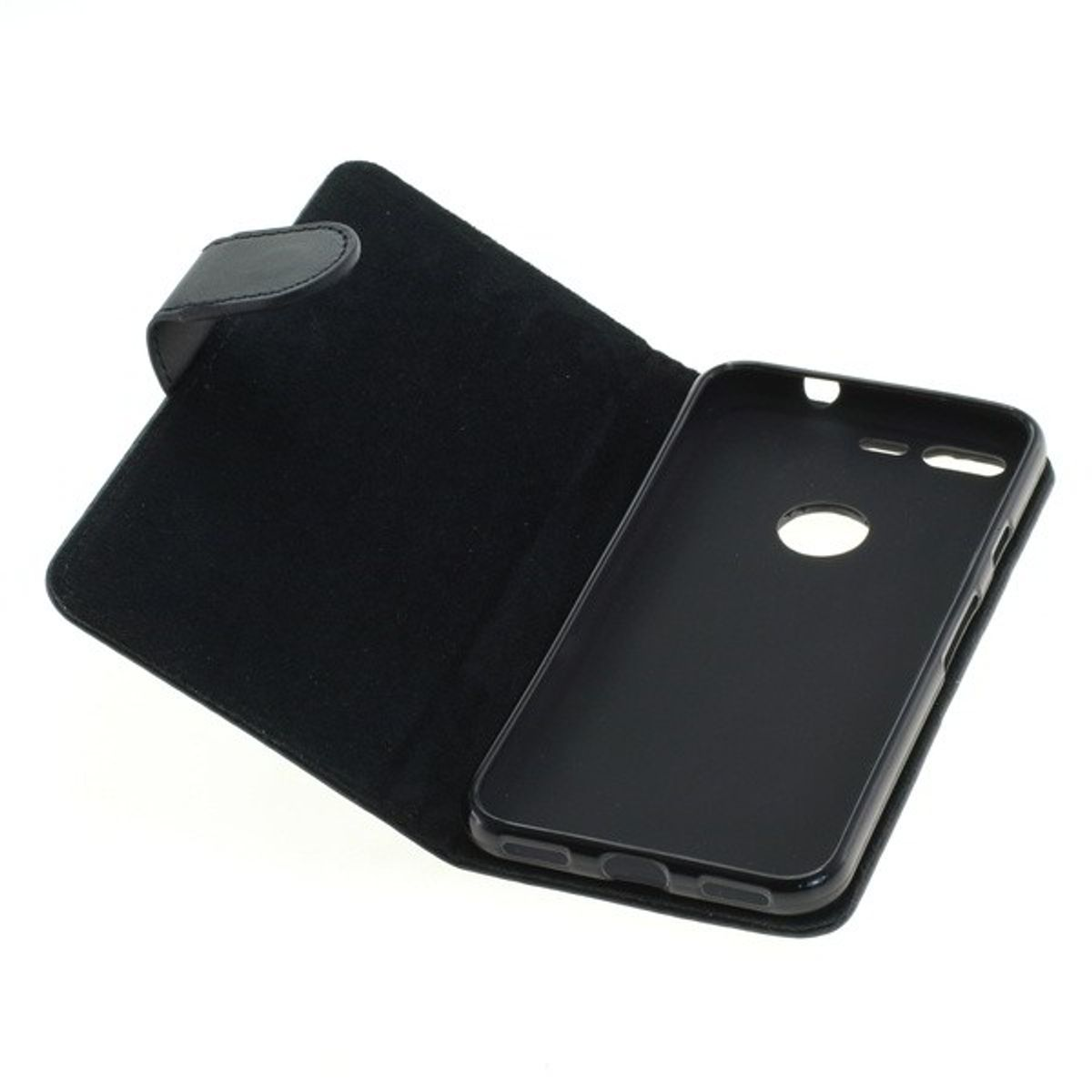 Eine offene schwarze Handytasche, die ein Telefon auf weißem Hintergrund zeigt.