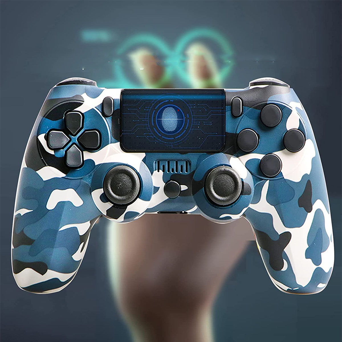 Ein Tarnmuster-Gamecontroller mit Tasten und einem Touchpad. Ein Fingerabdrucksensor ist sichtbar.