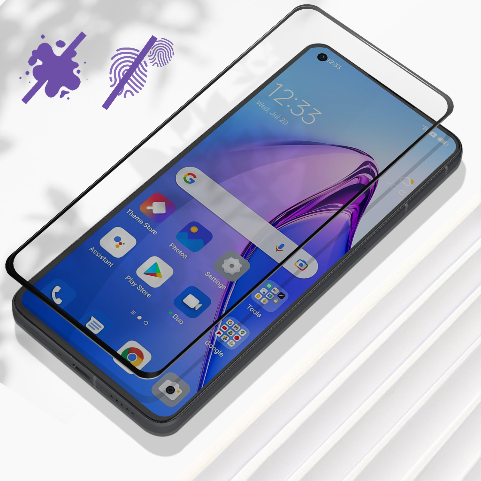 Un telefono con un proteggi schermo applicato, con uno schermo che mostra una schermata iniziale. Il proteggi schermo ha un bordo nero.