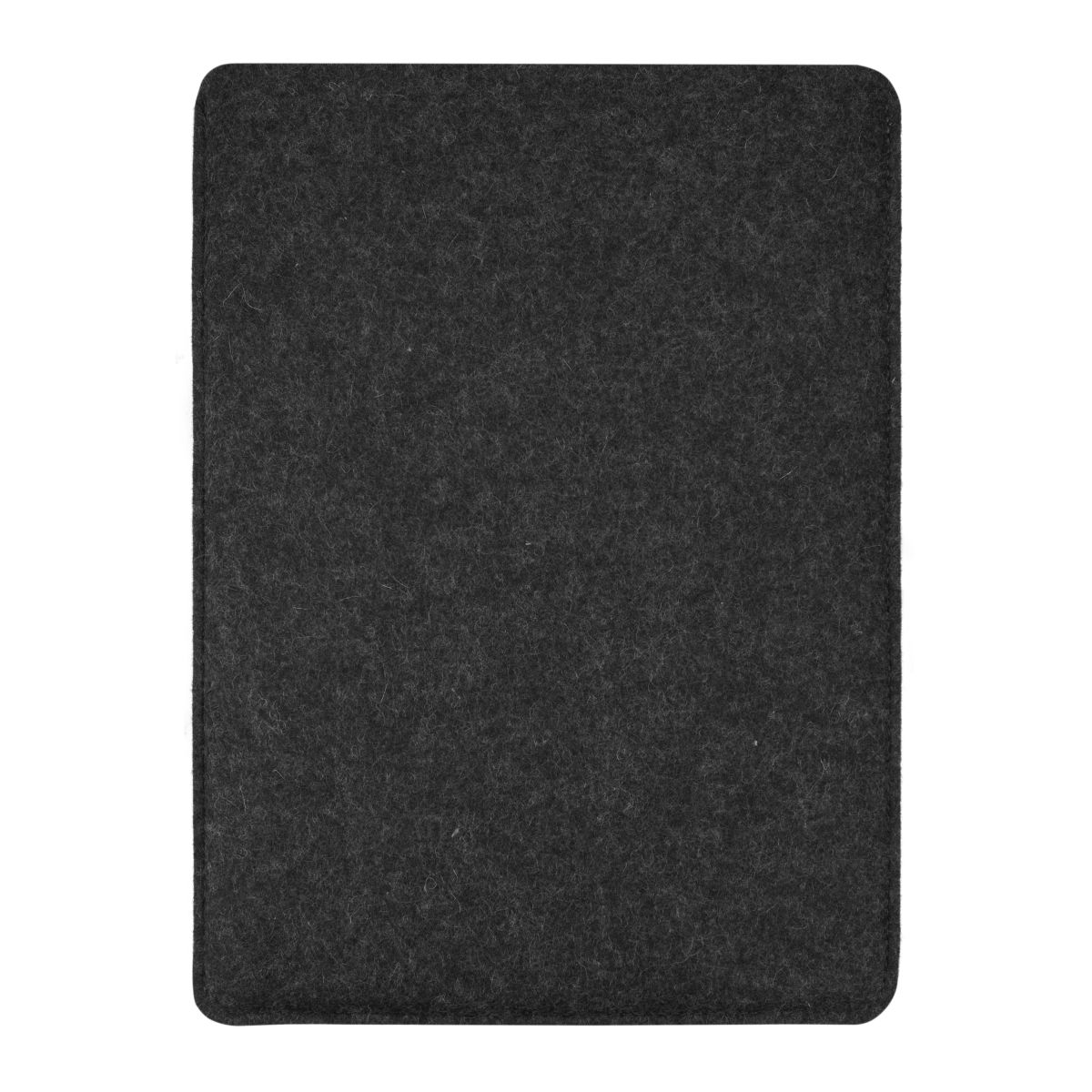 Eine schwarze Tablet-Hülle aus Filz, gezeigt auf weißem Hintergrund. Die Hülle ist rechteckig.