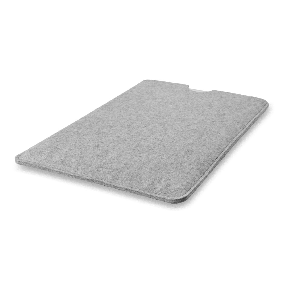 Graue Filz-Laptoptasche. Einfaches Design, rechteckige Form, leichte Öffnung an einem Ende.