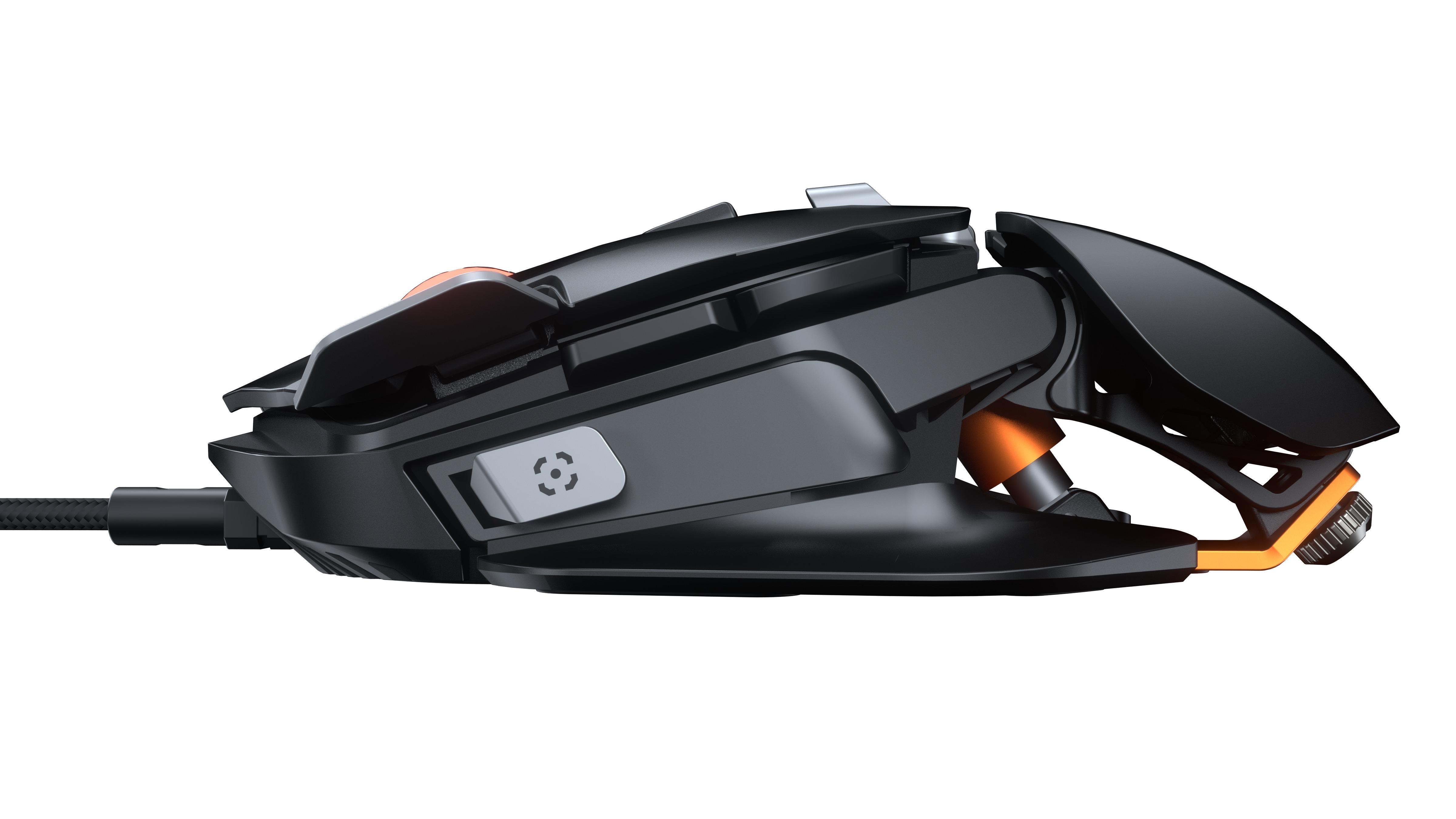 Widok z boku czarnej myszy do gier.