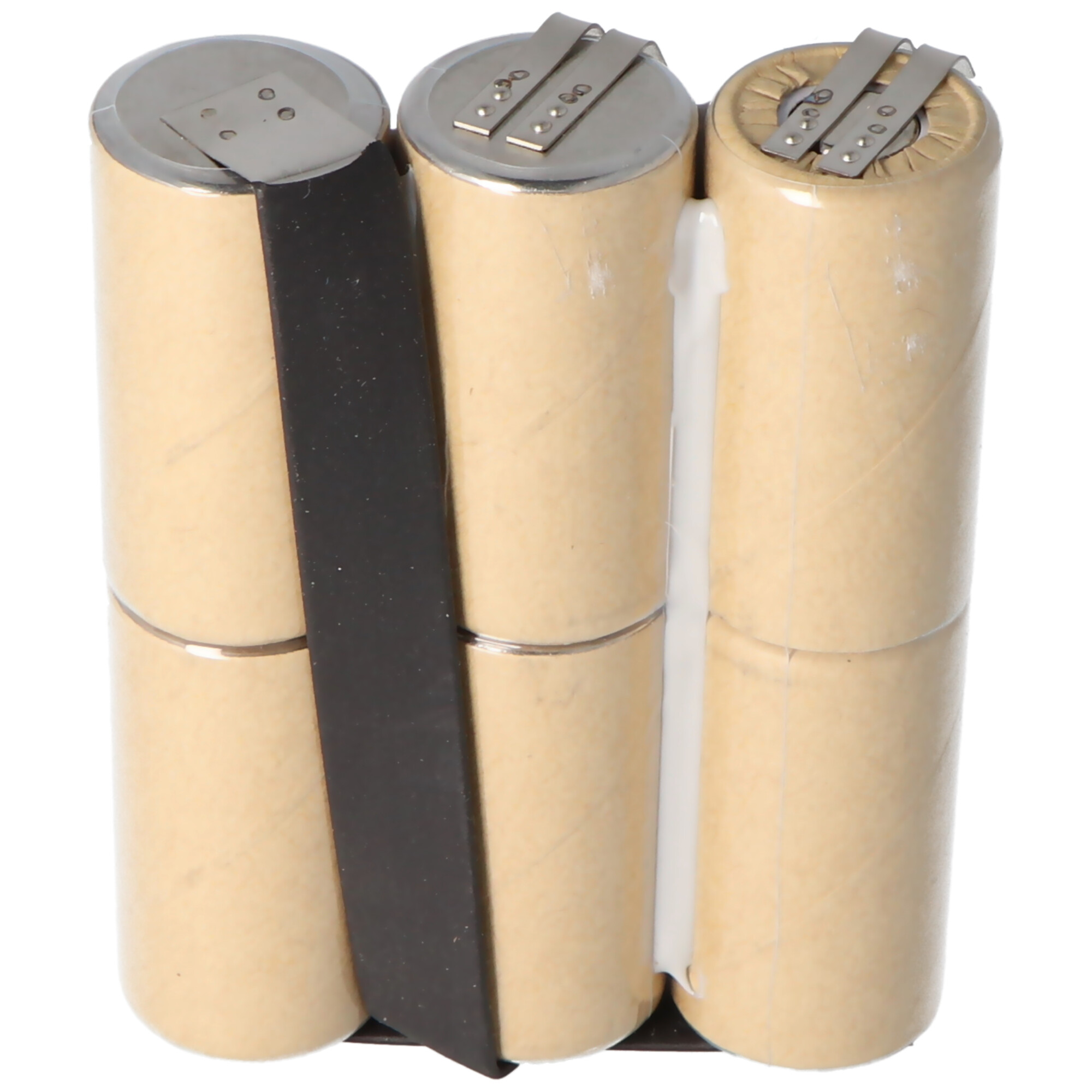 Un pacco batterie con tre celle cilindriche avvolte in carta.