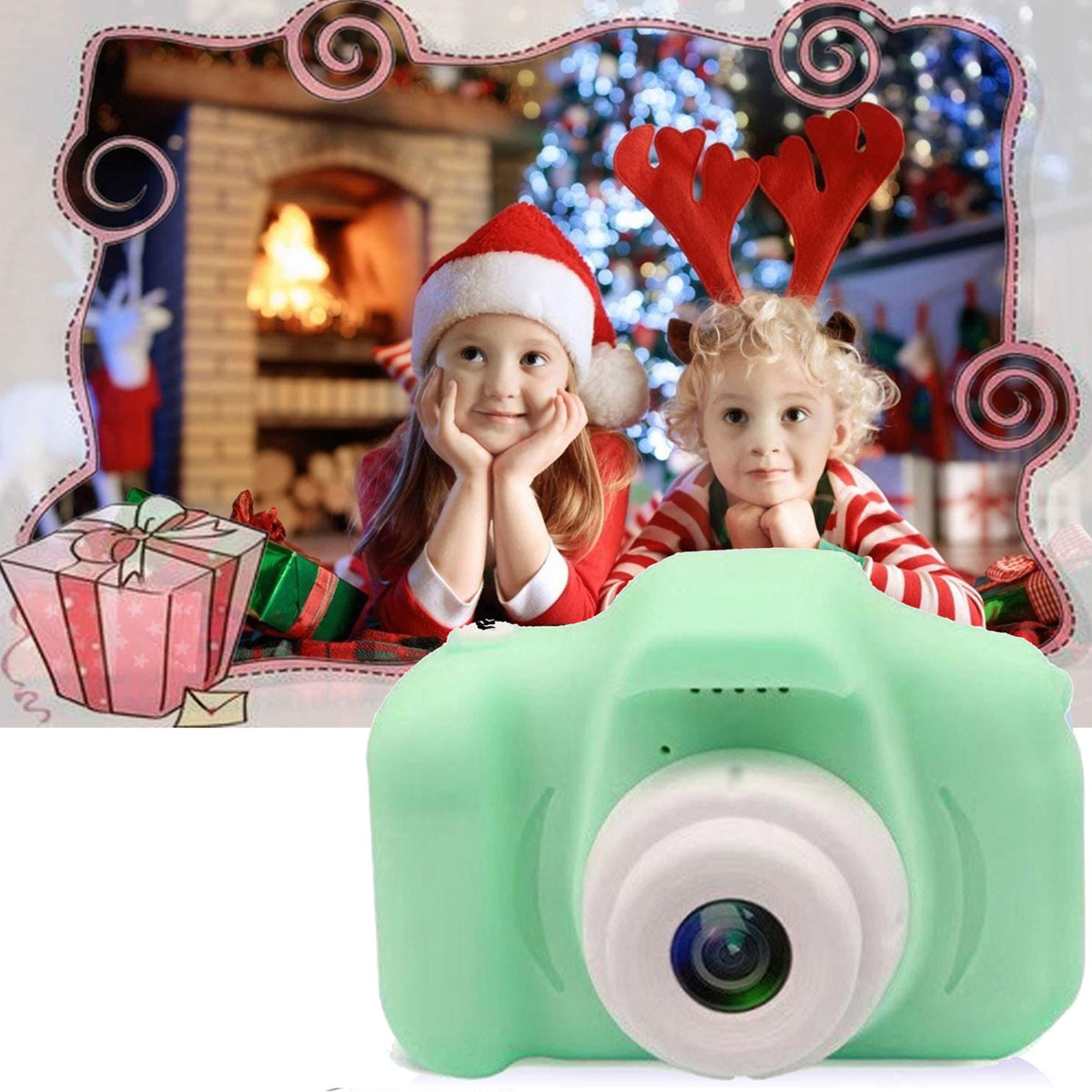 Eine mintgrüne Kinderkamera vor einer Weihnachtsszene mit Kindern.