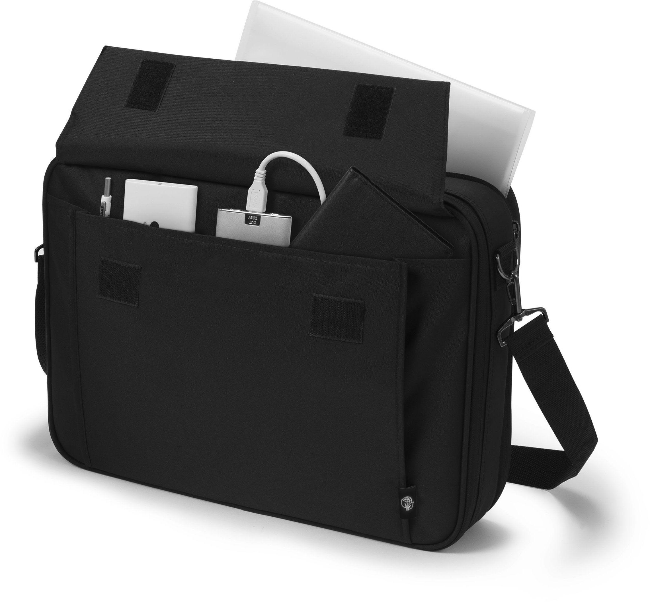 Una borsa messenger nera è aperta. All'interno, un laptop, un tablet e altri oggetti sono visibili.