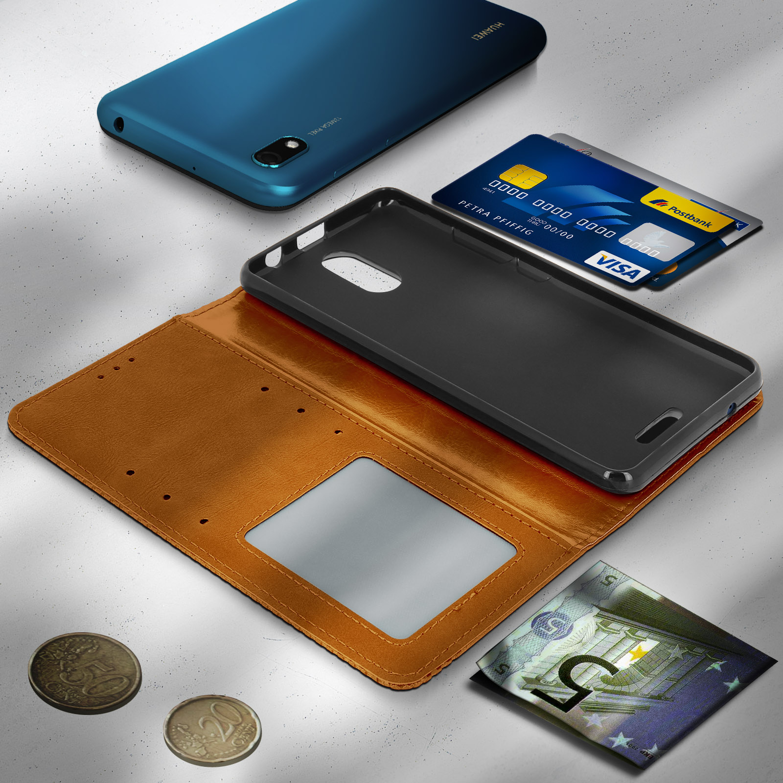 Teléfono azul, una cartera de cuero con funda de teléfono, efectivo y tarjeta de crédito sobre una superficie.