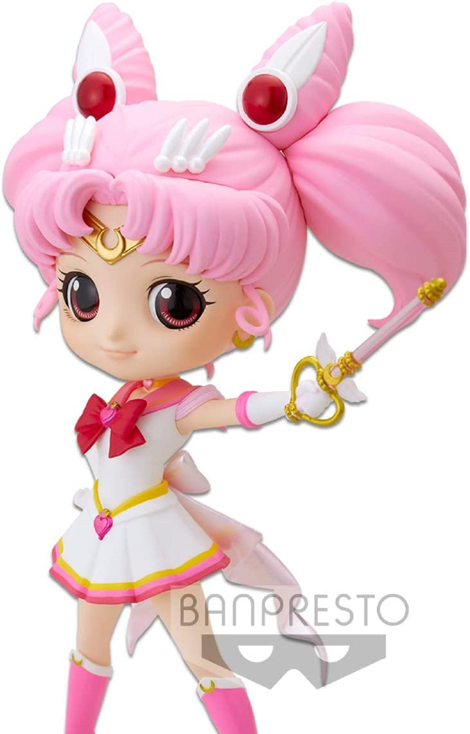 Figura de anime de una chica en uniforme escolar con pelo rosa. Sostiene una espada.