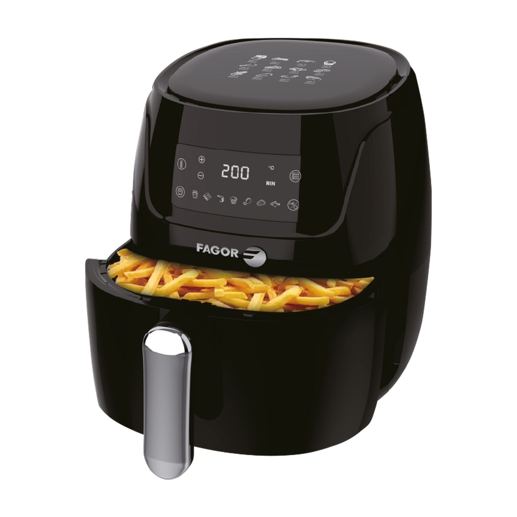 Una freidora de aire negra con patatas fritas en su cesta y un asa plateada.