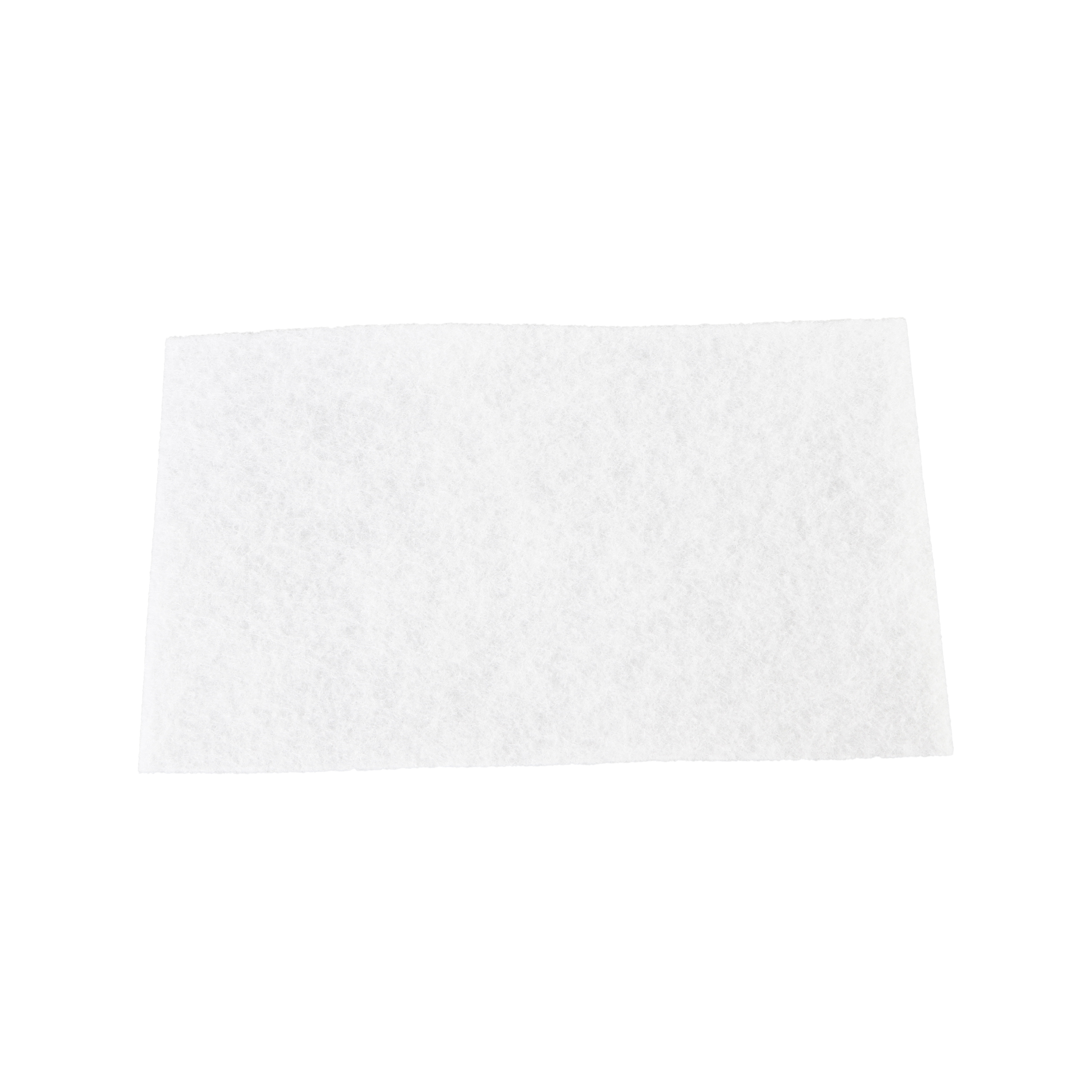 Weißer, rechteckiger Filter. Es ist ein flaches, weißes, rechteckiges Objekt mit poröser Textur.