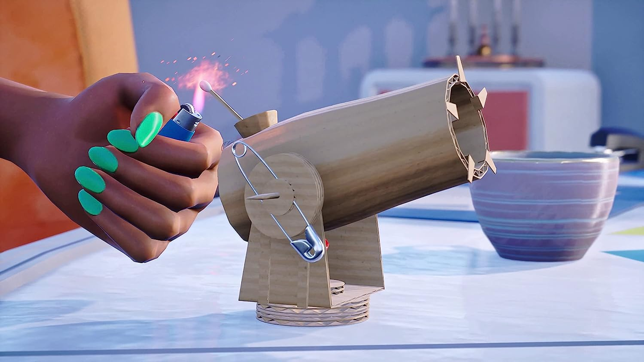 Dłoń z zielonymi paznokciami zapala papierową armatę zapalniczką na stole.