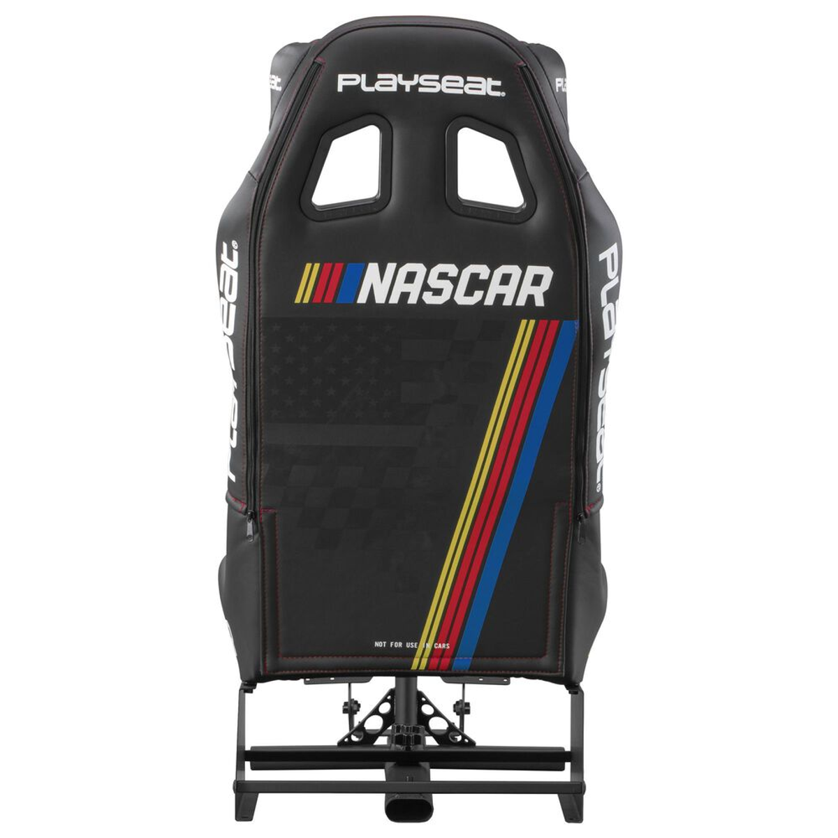 Asiento de carreras negro con logo NASCAR y diseño de bandera, montado en un marco metálico.