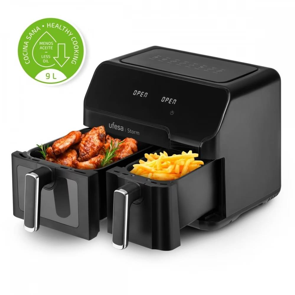 Friggitrice ad aria nera con due scomparti, uno con pollo fritto, l'altro con patatine fritte.