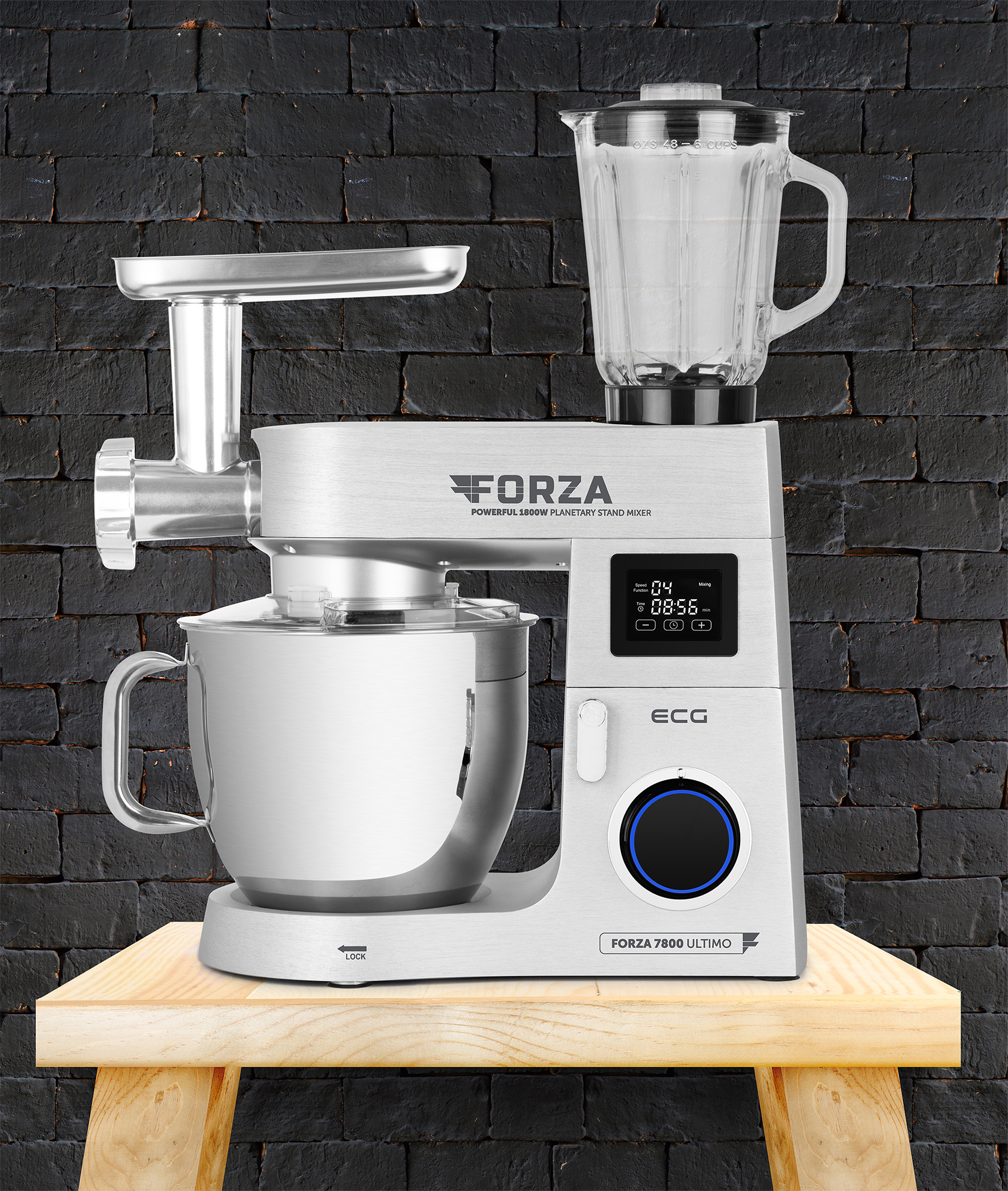 Ein silbernes und weißes Küchengerät: eine Küchenmaschine mit Fleischwolf, Mixer und Digitalanzeige.
