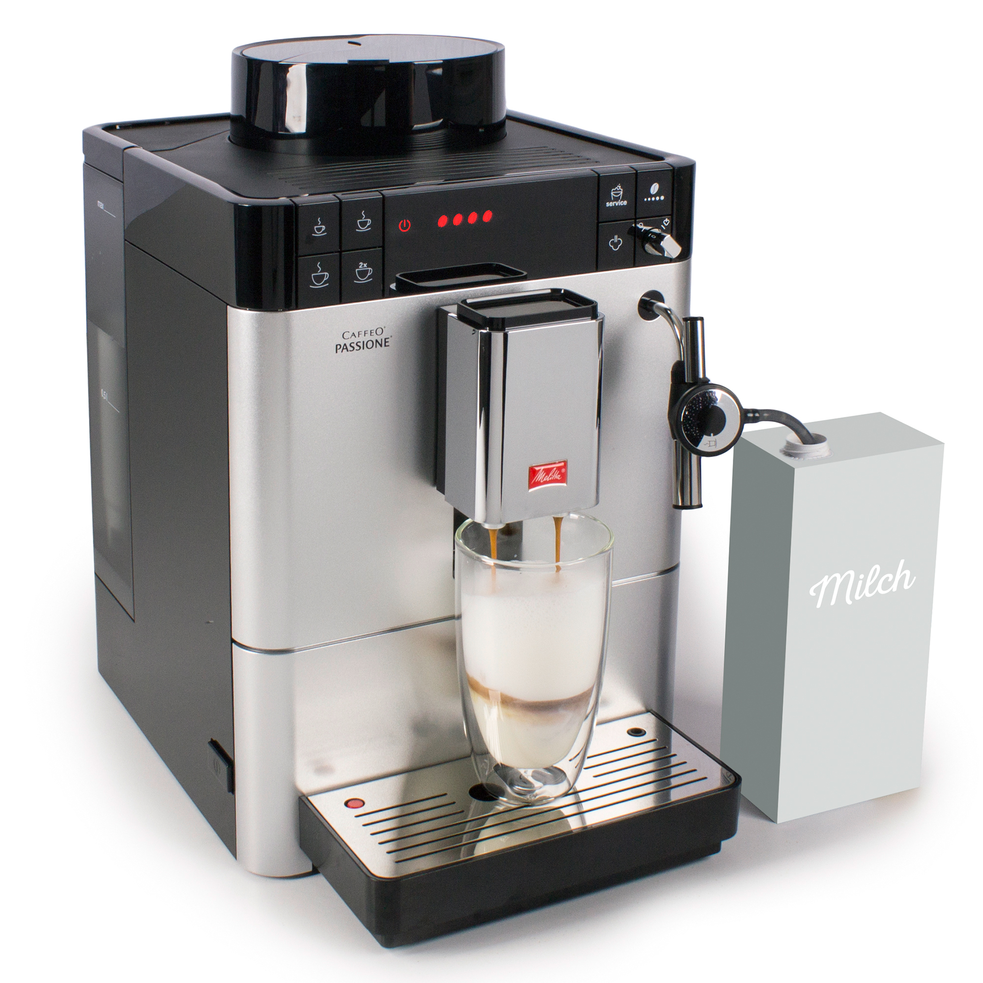 Kaffeemaschine, die Kaffee in ein Glas macht. Milchbox daneben.