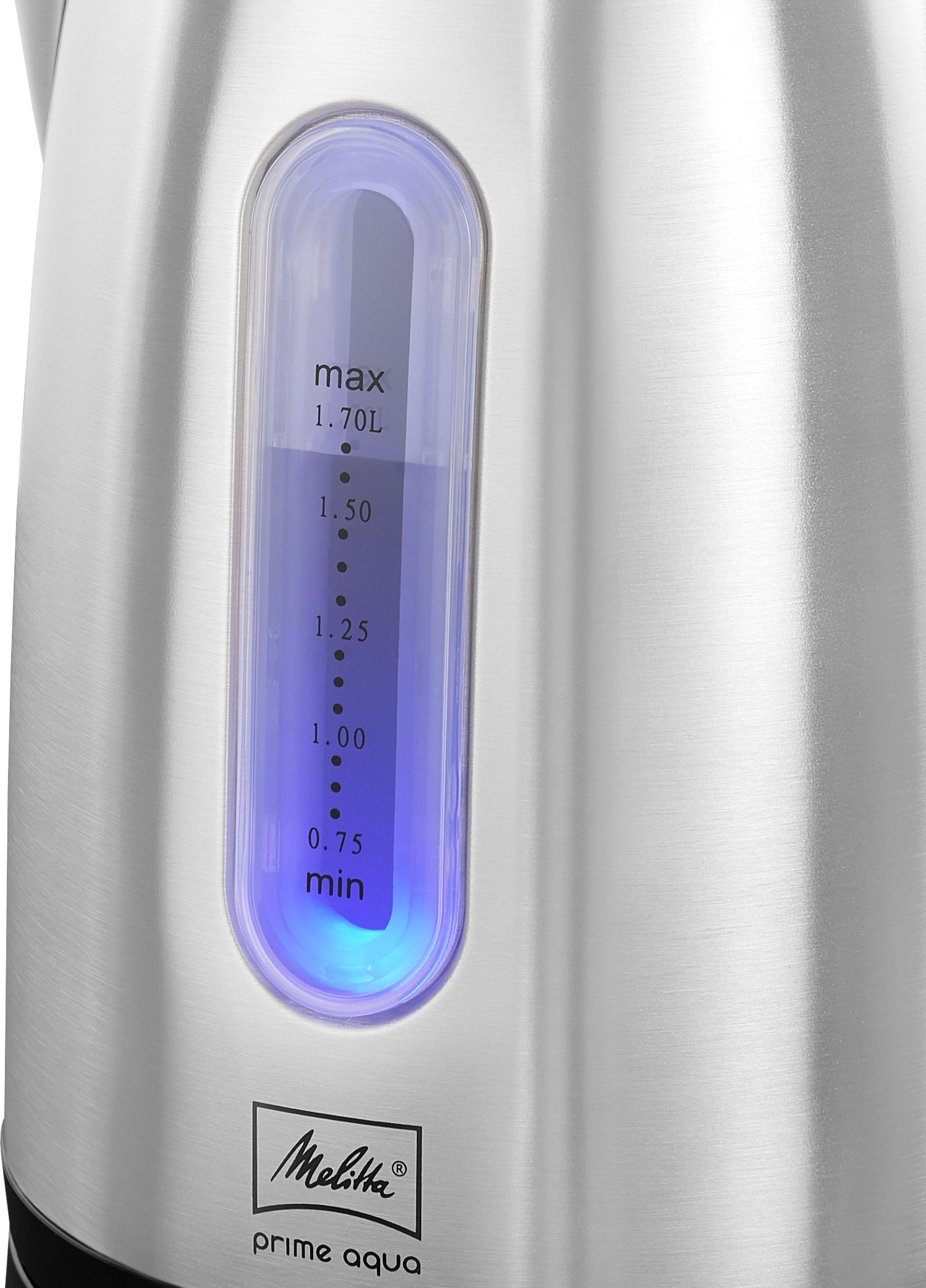 Ein elektrischer Wasserkocher aus Edelstahl mit blauem Wasserstandsanzeiger und dem Melitta-Logo.